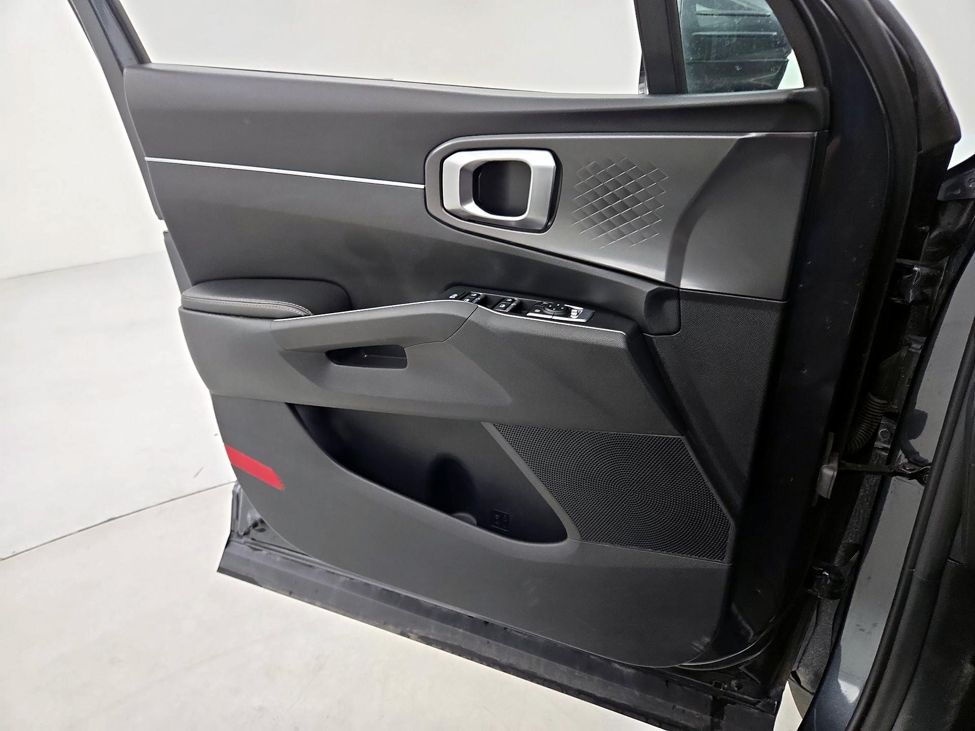 Thumbnail: 2024 Kia Sorento - 12