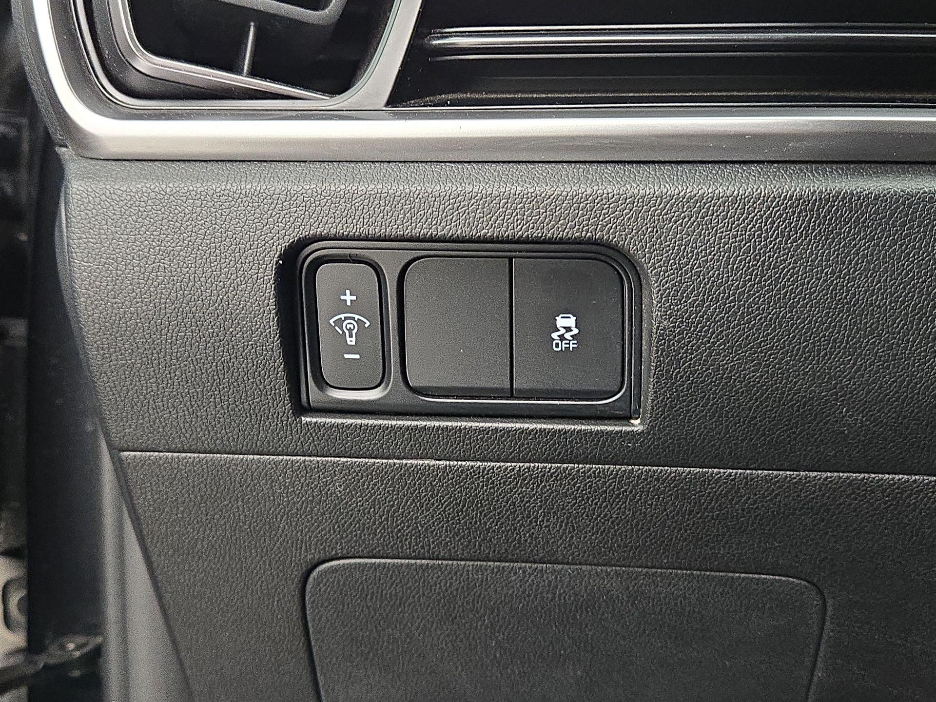 Thumbnail: 2024 Kia Sorento - 13