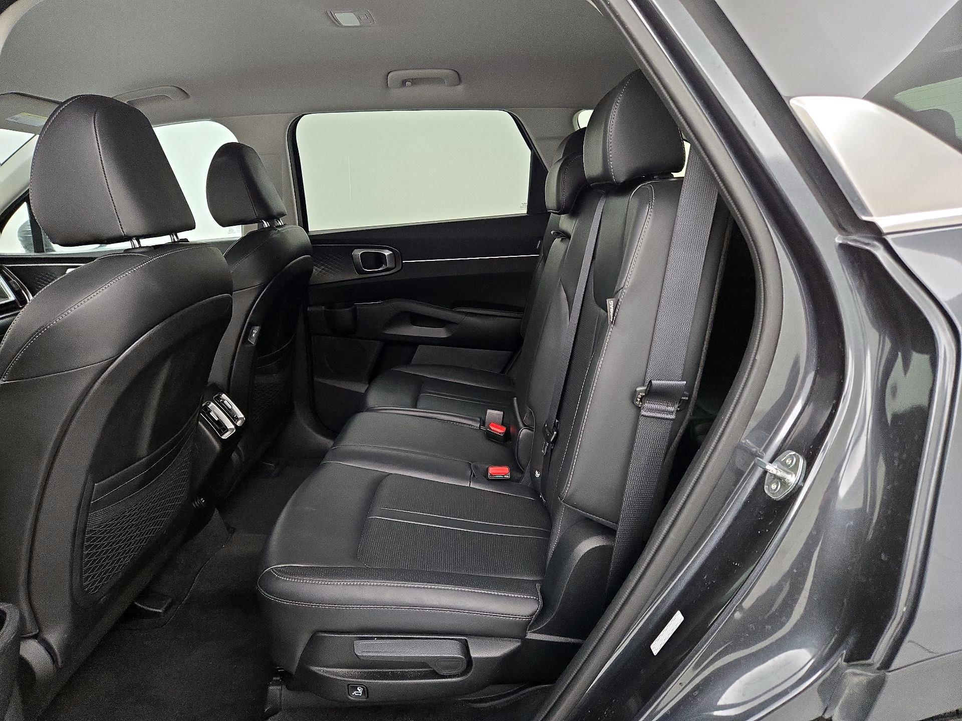 Thumbnail: 2024 Kia Sorento - 20