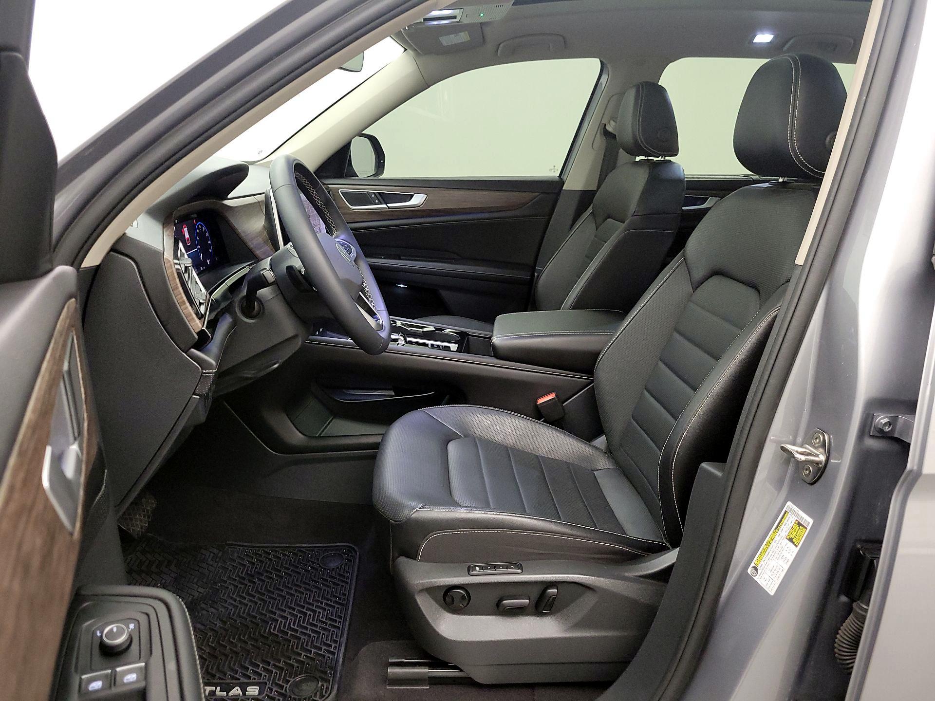 Thumbnail: 2024 Volkswagen Atlas - 11