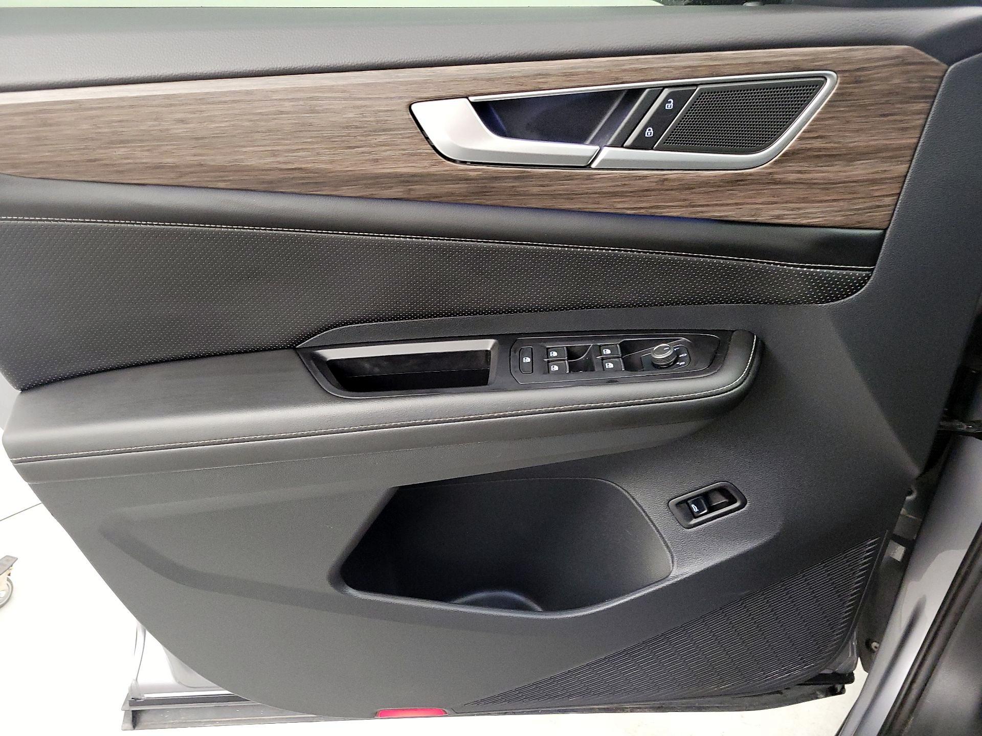 Thumbnail: 2024 Volkswagen Atlas - 12