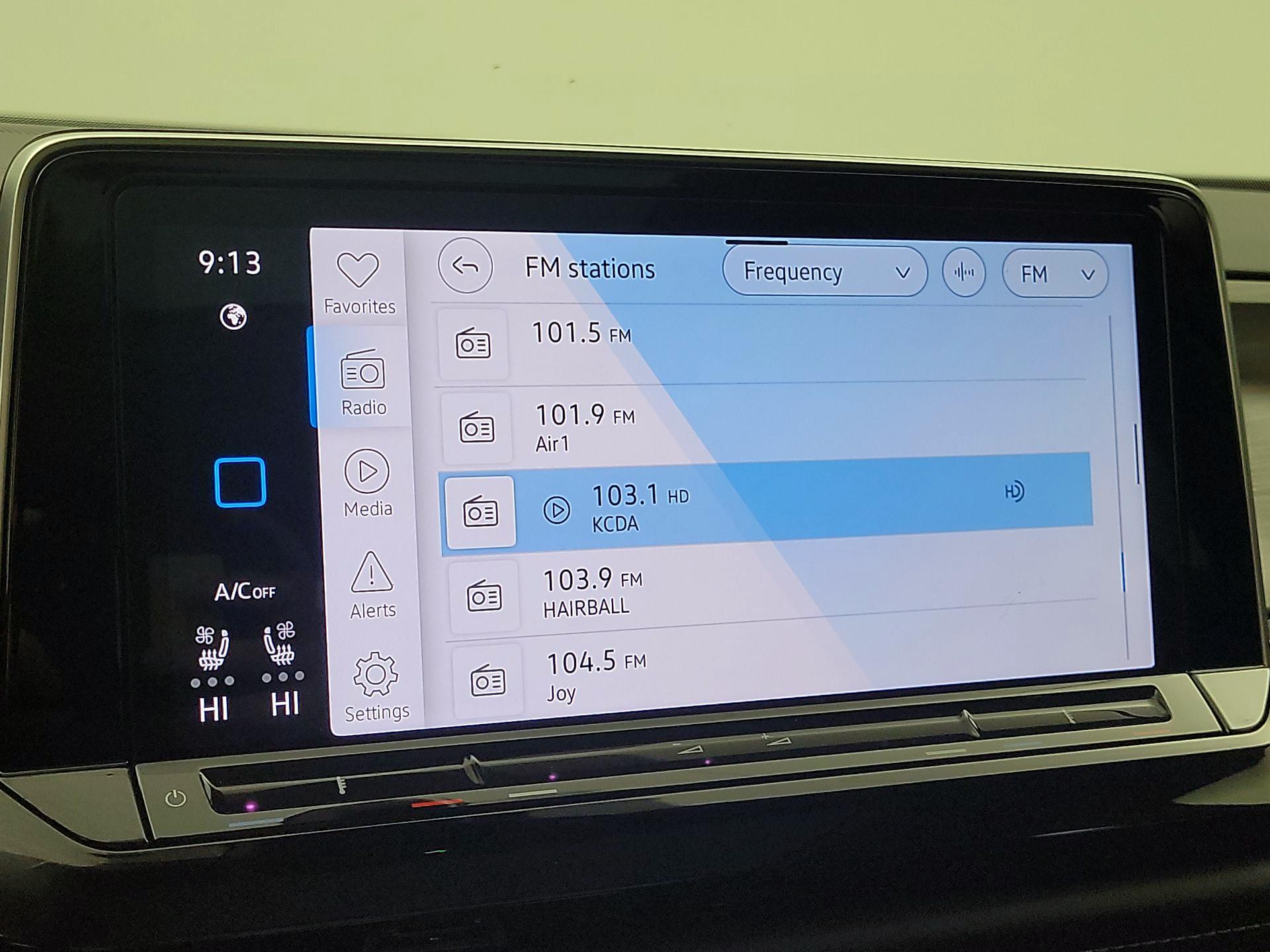 Thumbnail: 2024 Volkswagen Atlas - 16