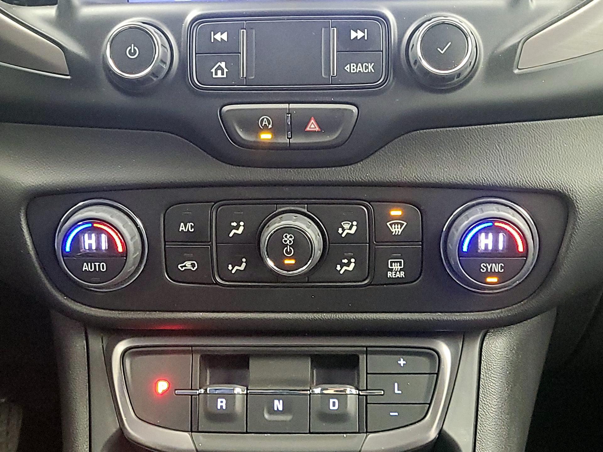 Thumbnail: 2023 GMC Terrain - 17