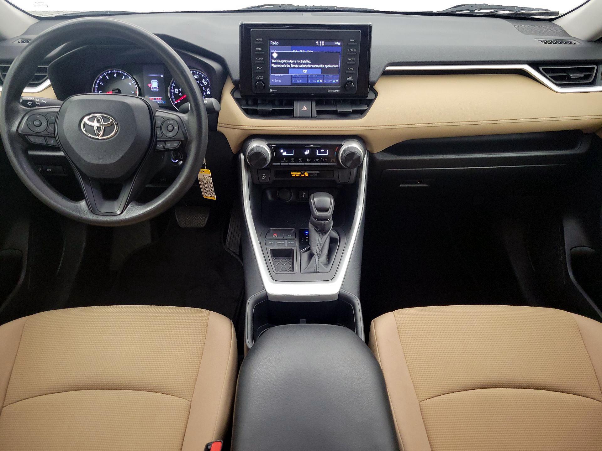 Thumbnail: 2022 Toyota RAV4 - 9