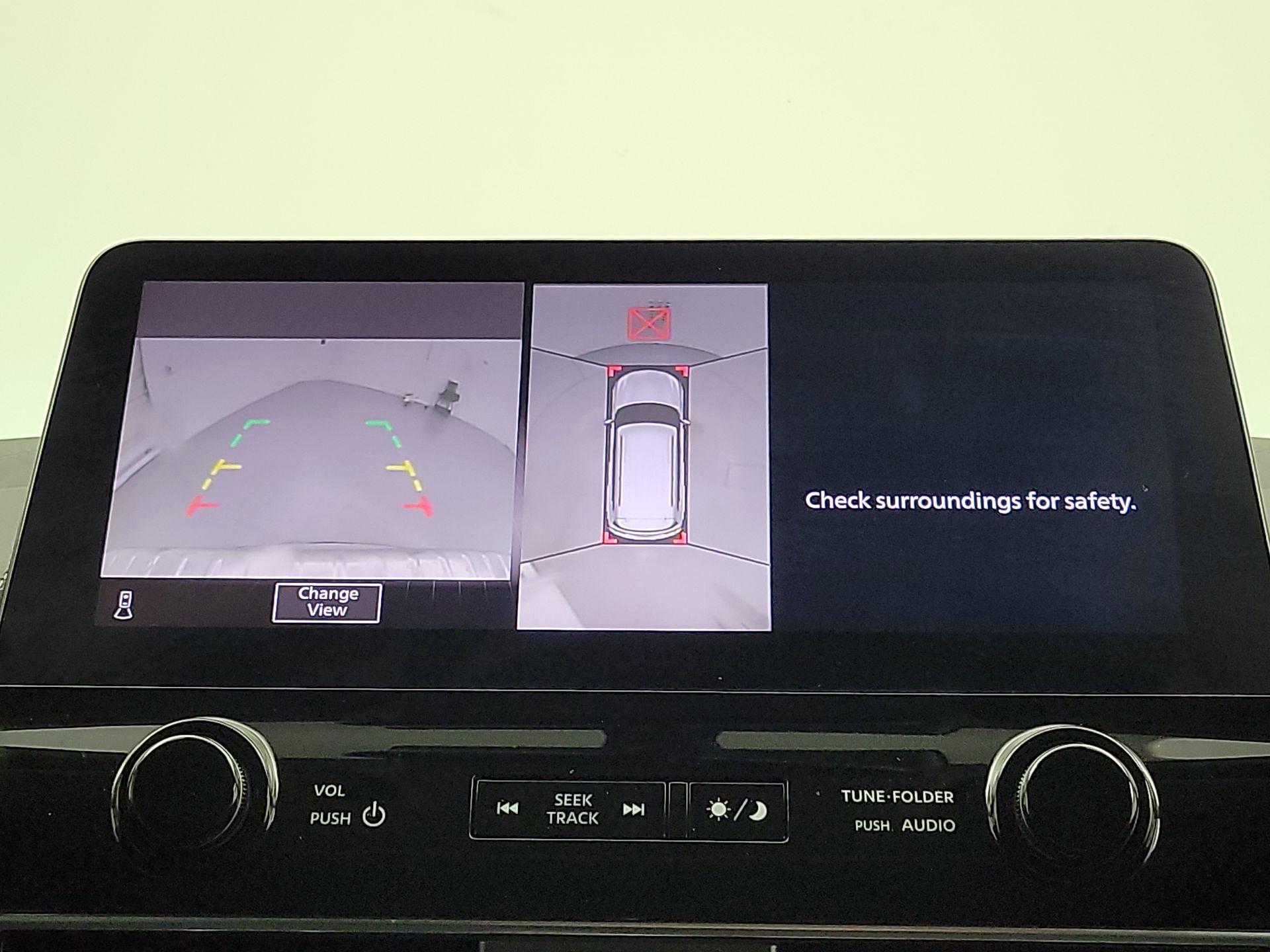 Thumbnail: 2024 INFINITI QX80 - 15