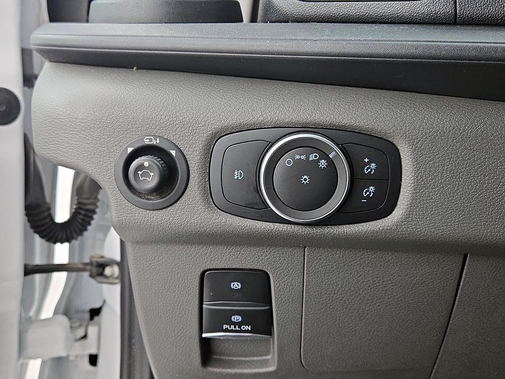 Thumbnail: 2023 Ford Transit Series - 13