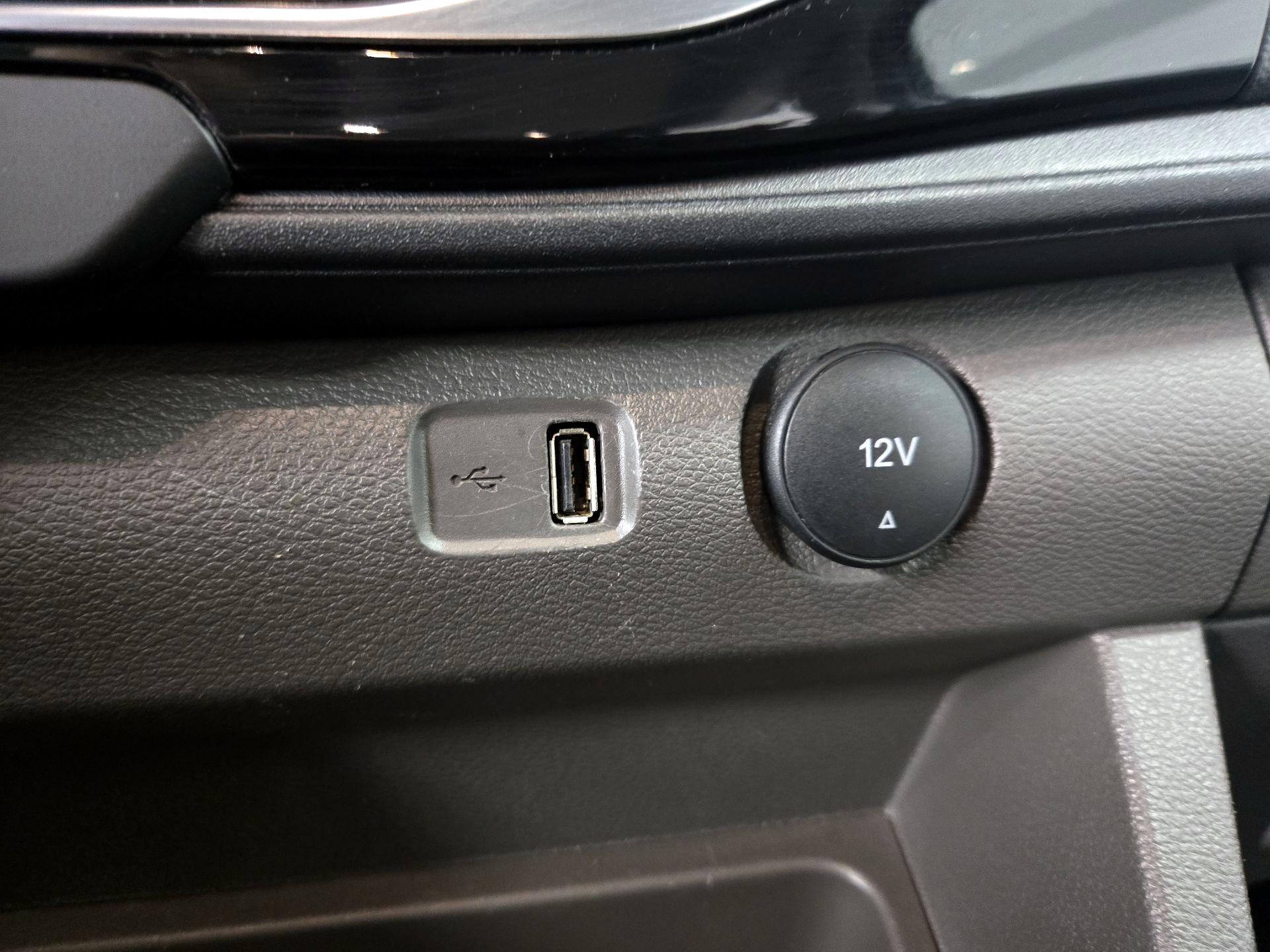 Thumbnail: 2023 Ford Transit Series - 19