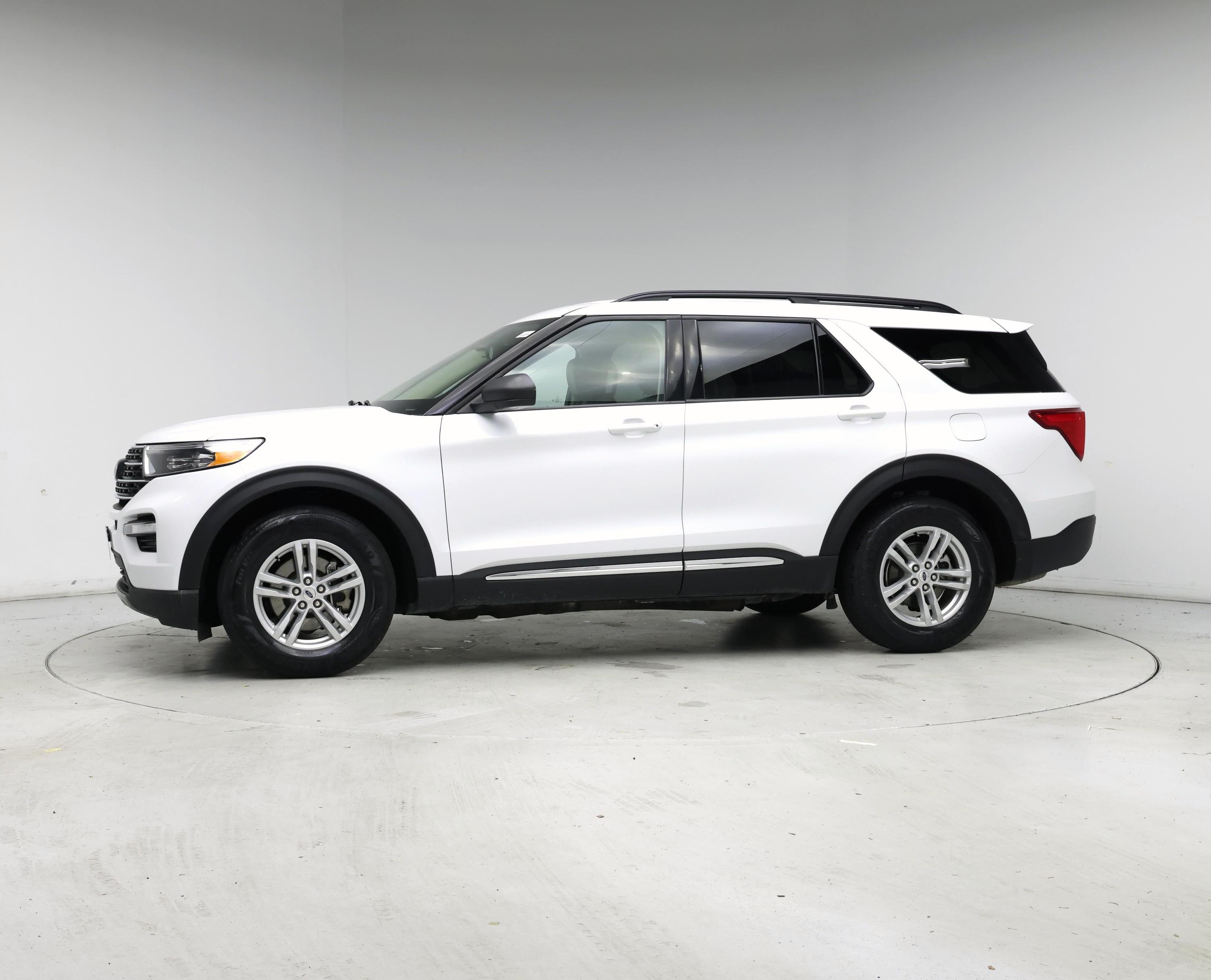 Thumbnail: 2024 Ford Explorer - 3