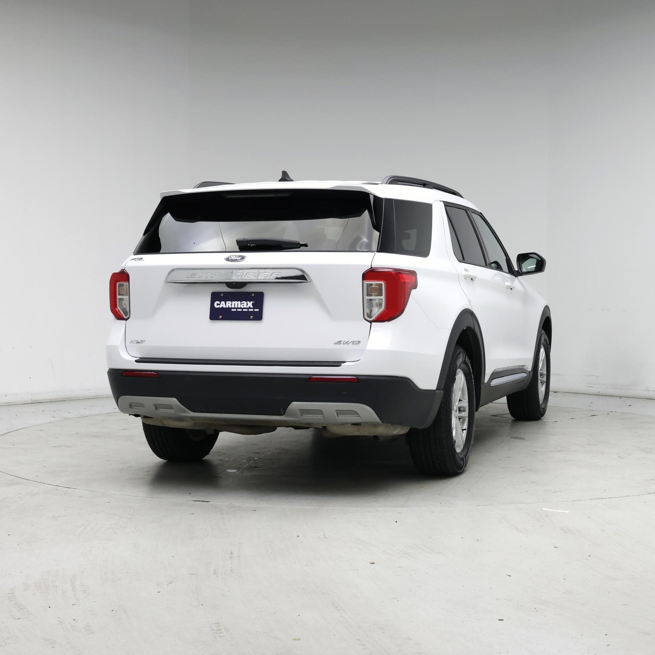 Thumbnail: 2024 Ford Explorer - 8