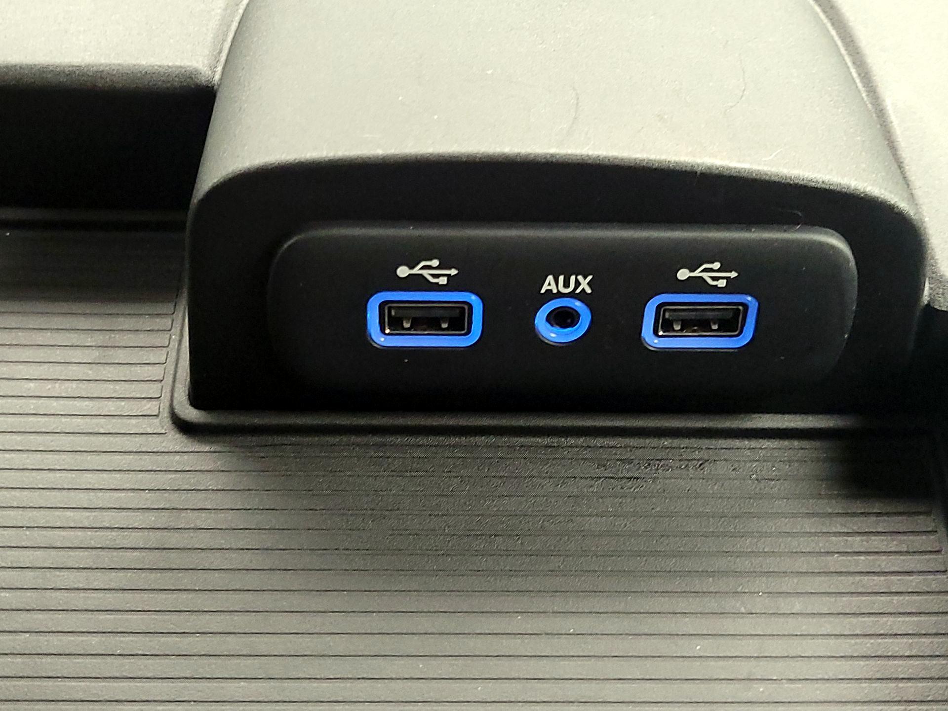 Thumbnail: 2023 RAM 1500 Classic - 19