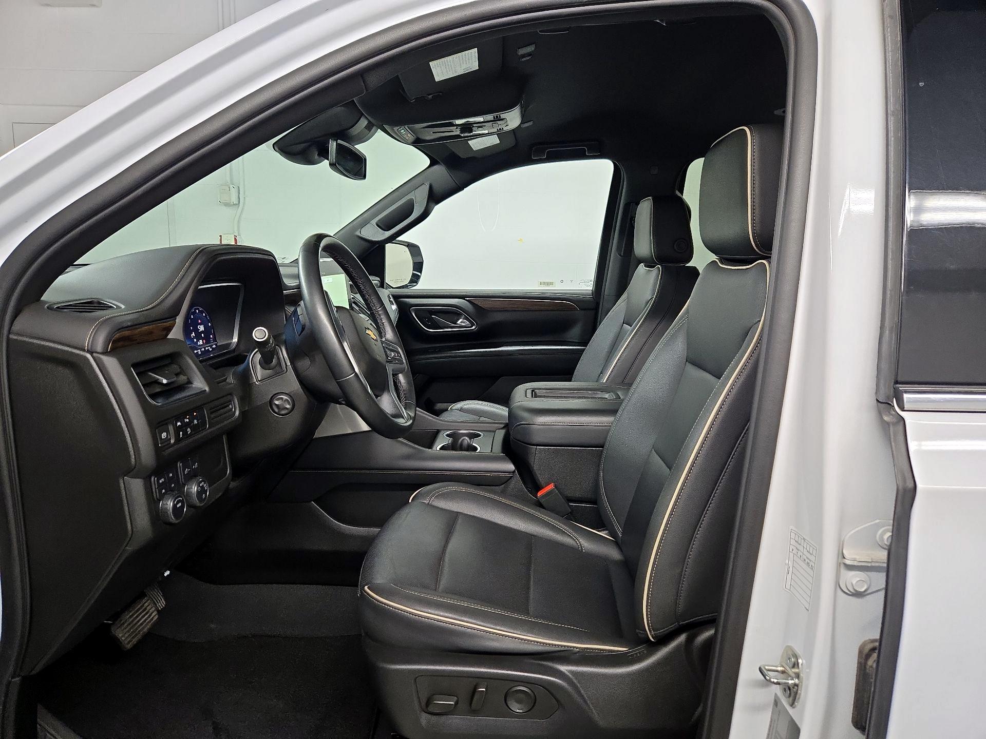 Thumbnail: 2023 Chevrolet Suburban - 11