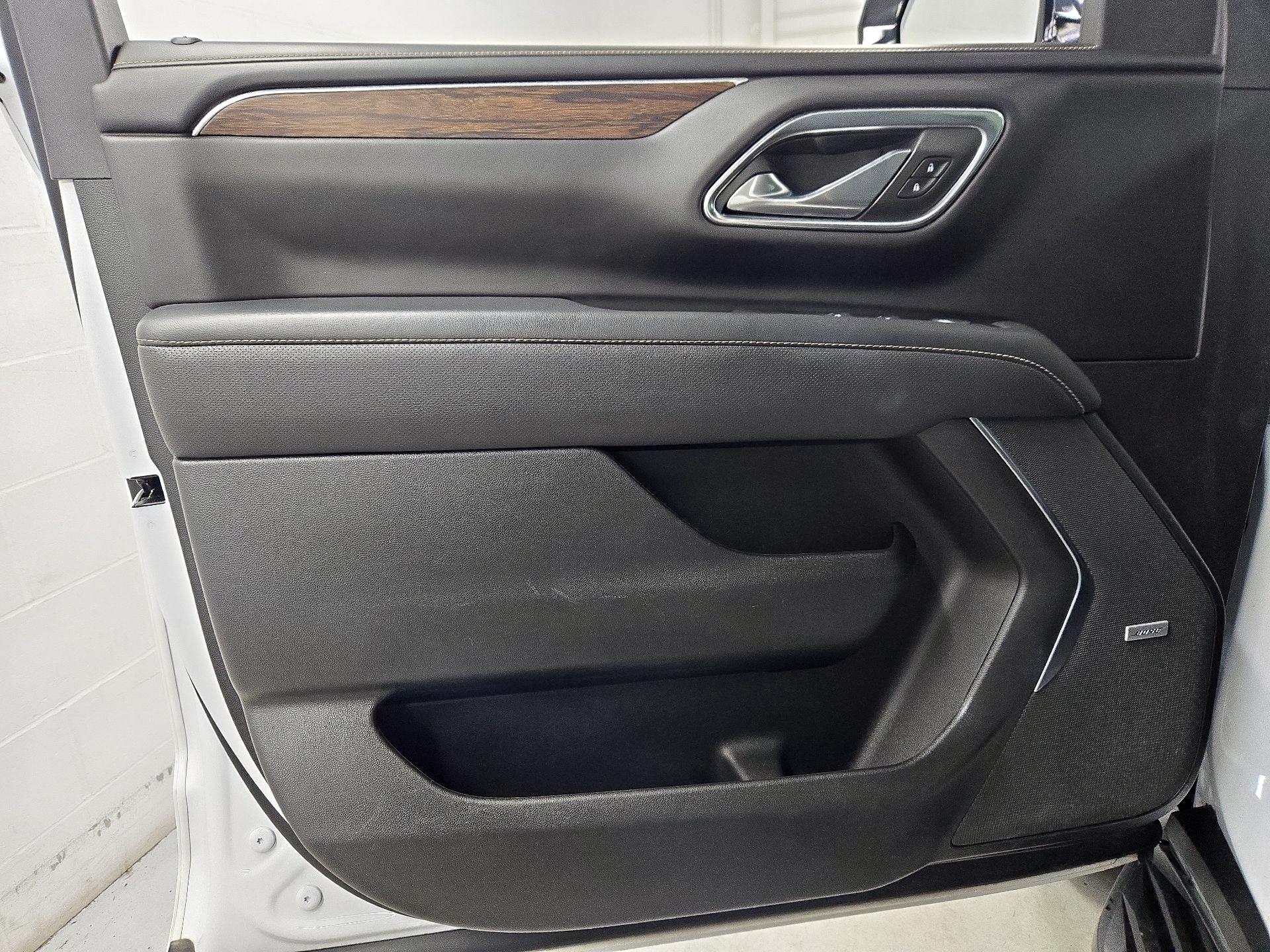 Thumbnail: 2023 Chevrolet Suburban - 12