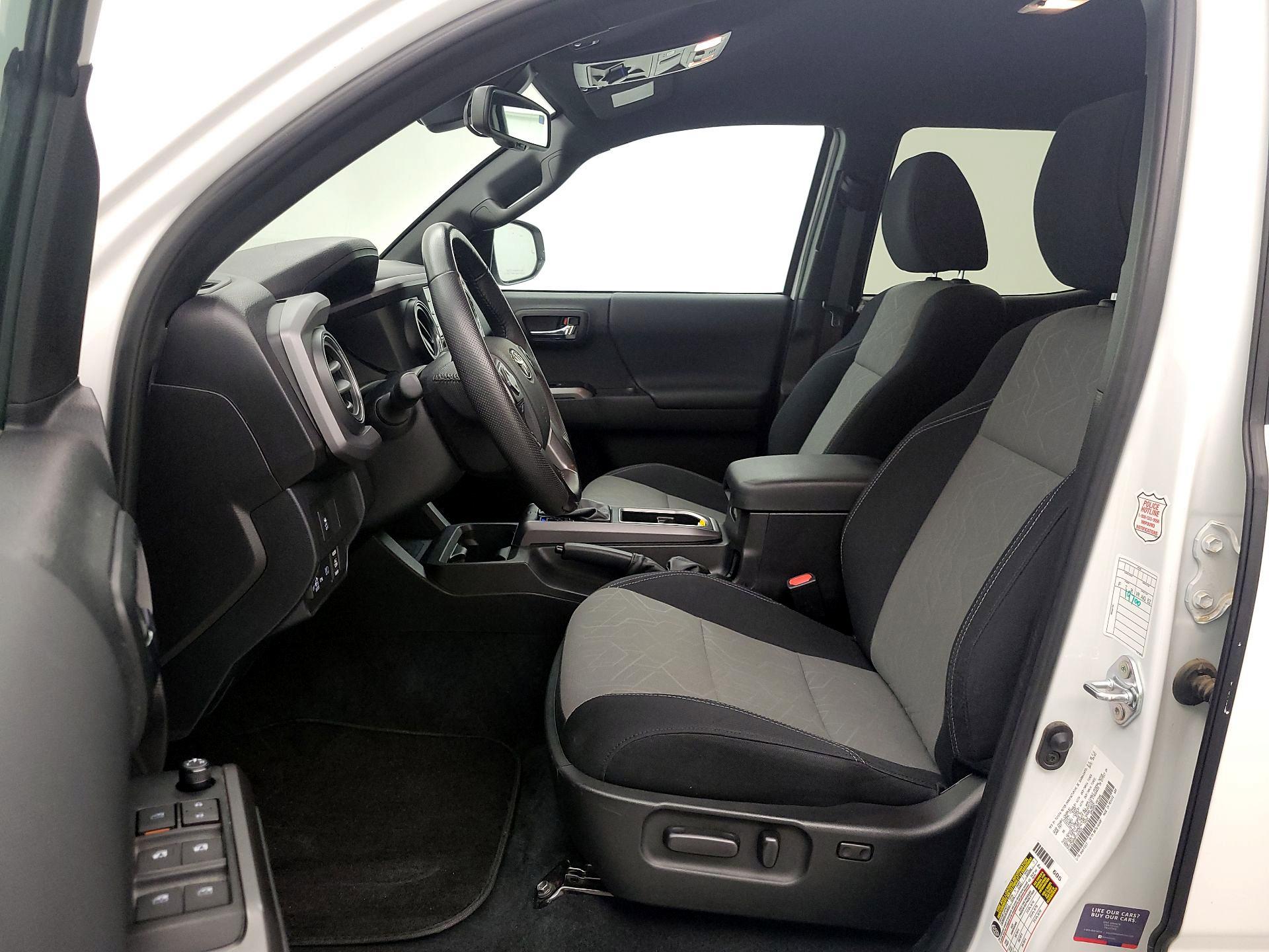 Thumbnail: 2023 Toyota Tacoma - 11