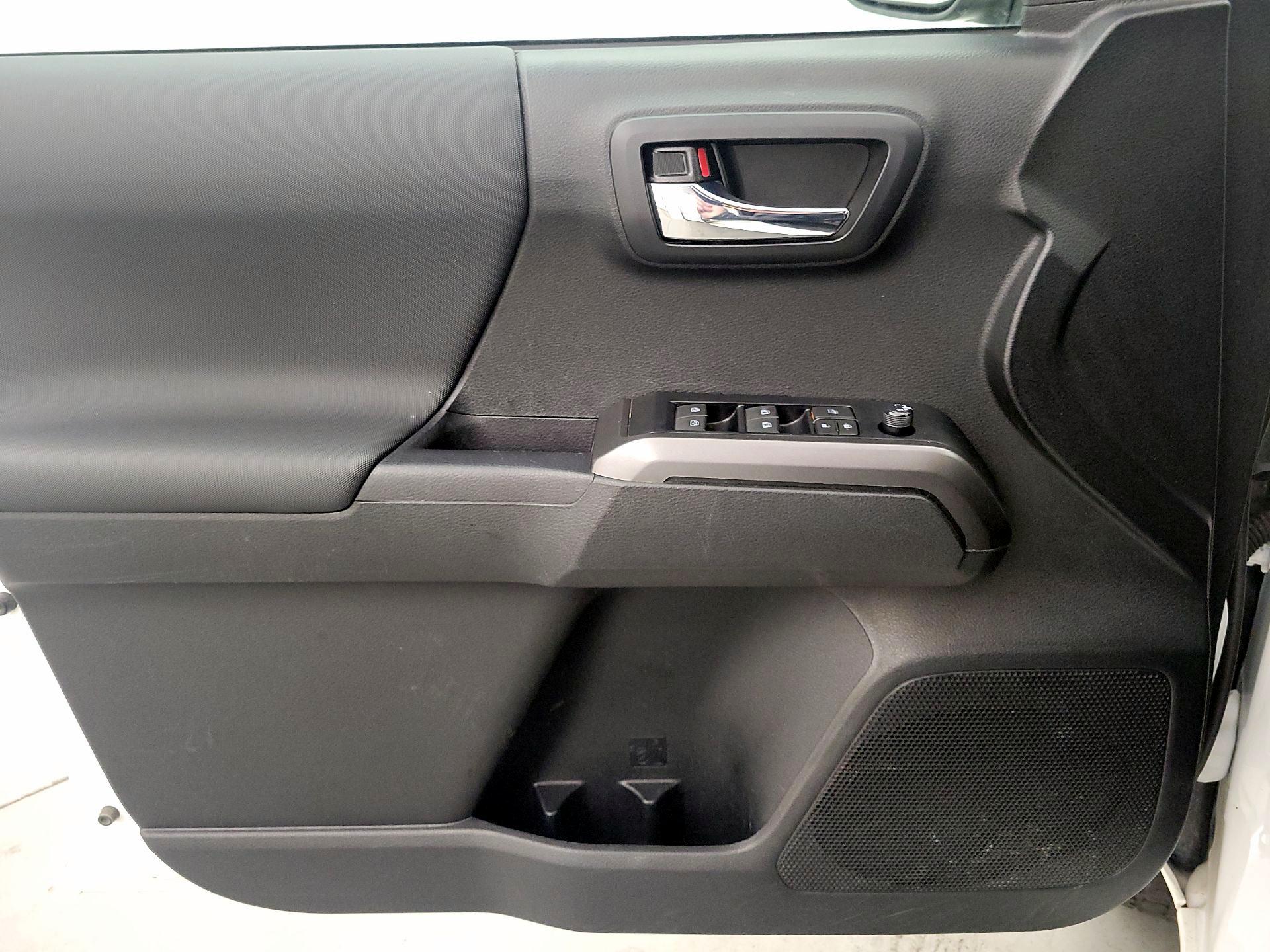 Thumbnail: 2023 Toyota Tacoma - 12