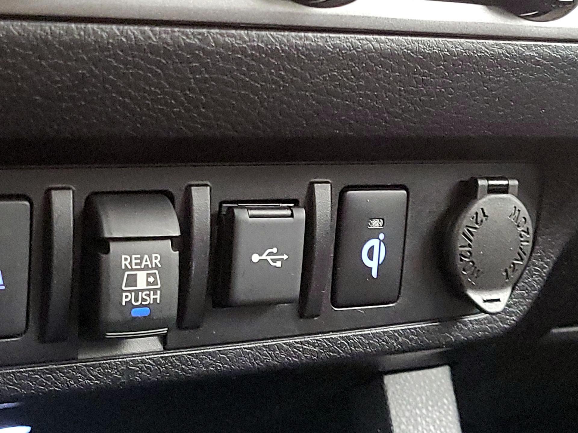 Thumbnail: 2023 Toyota Tacoma - 19