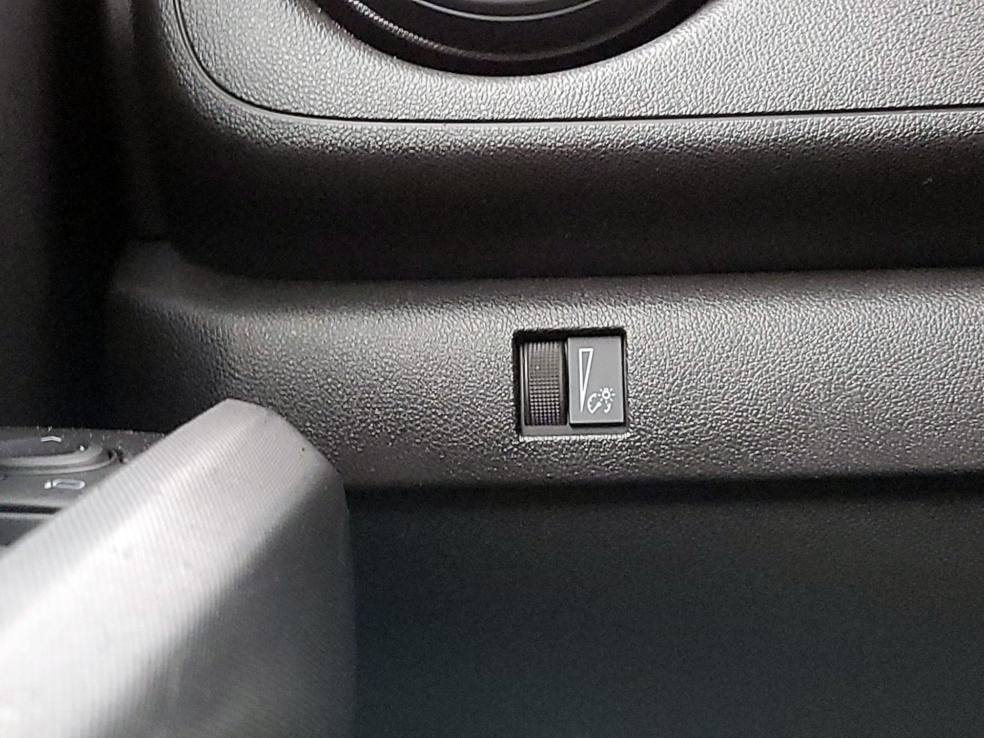 Thumbnail: 2023 Chevrolet Colorado - 13