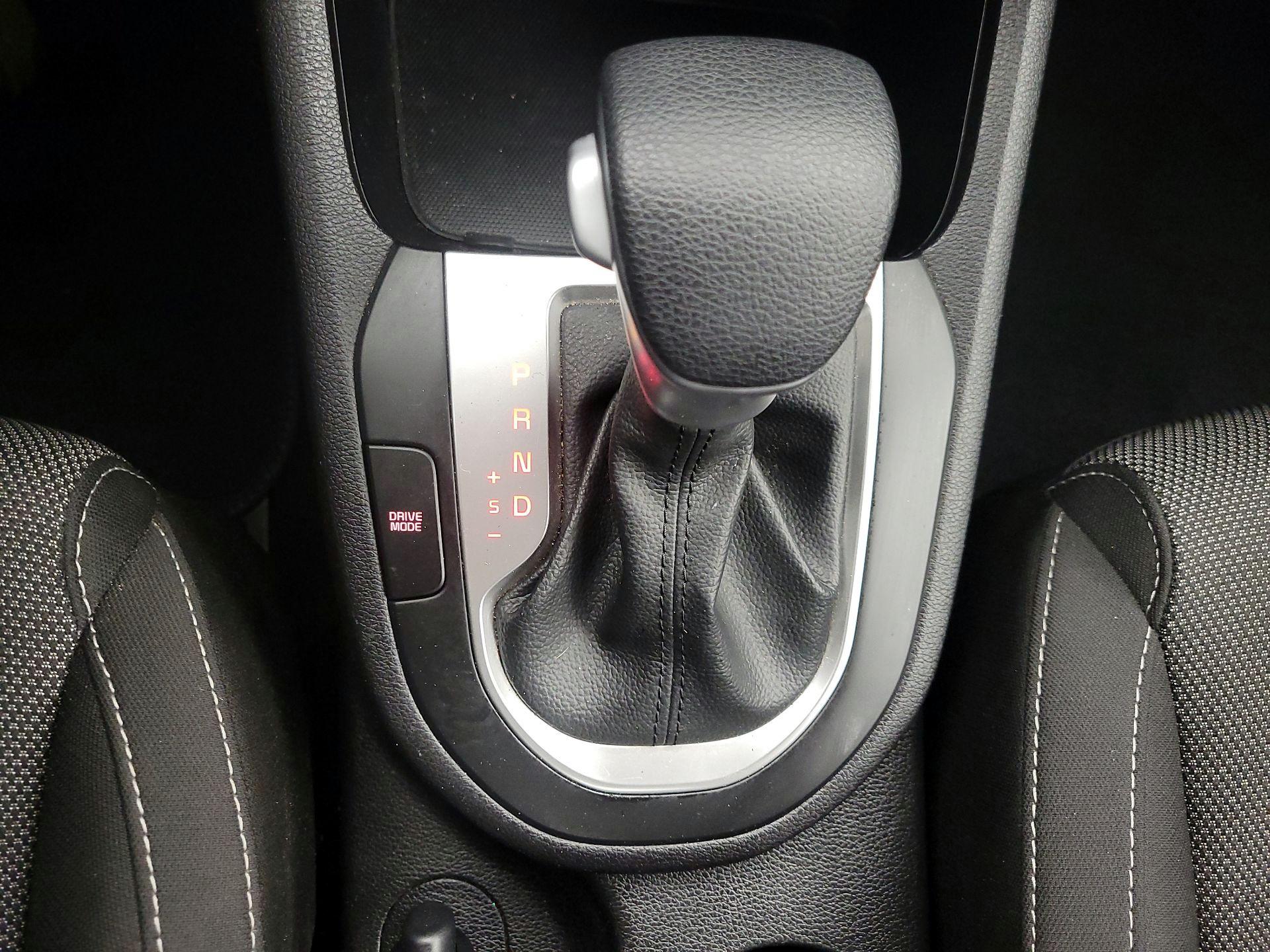 Thumbnail: 2024 Kia Forte - 17