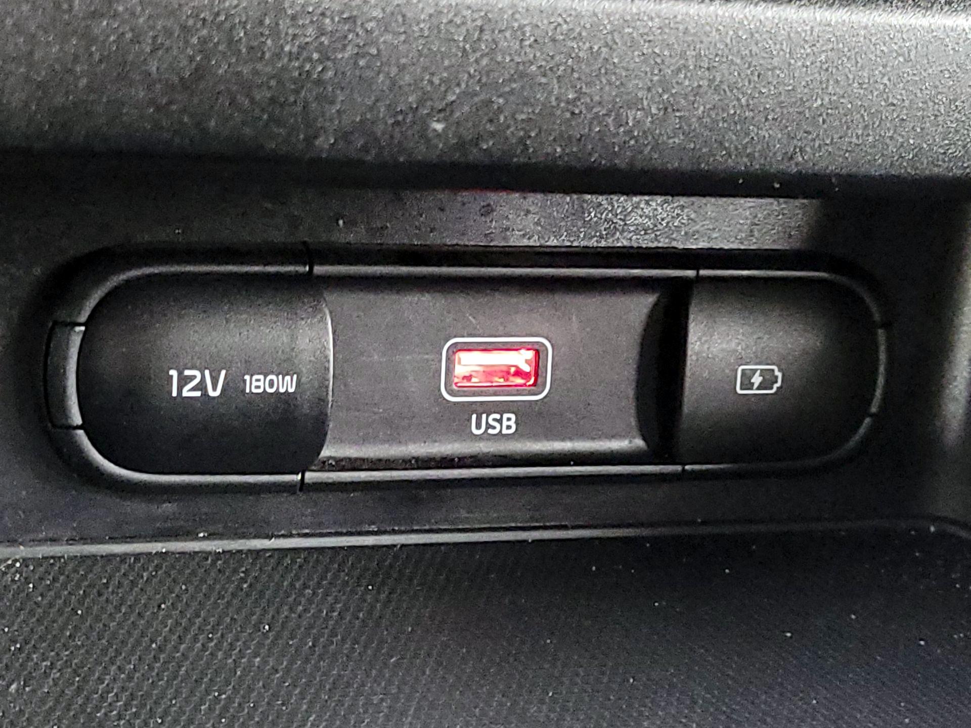 Thumbnail: 2024 Kia Forte - 18