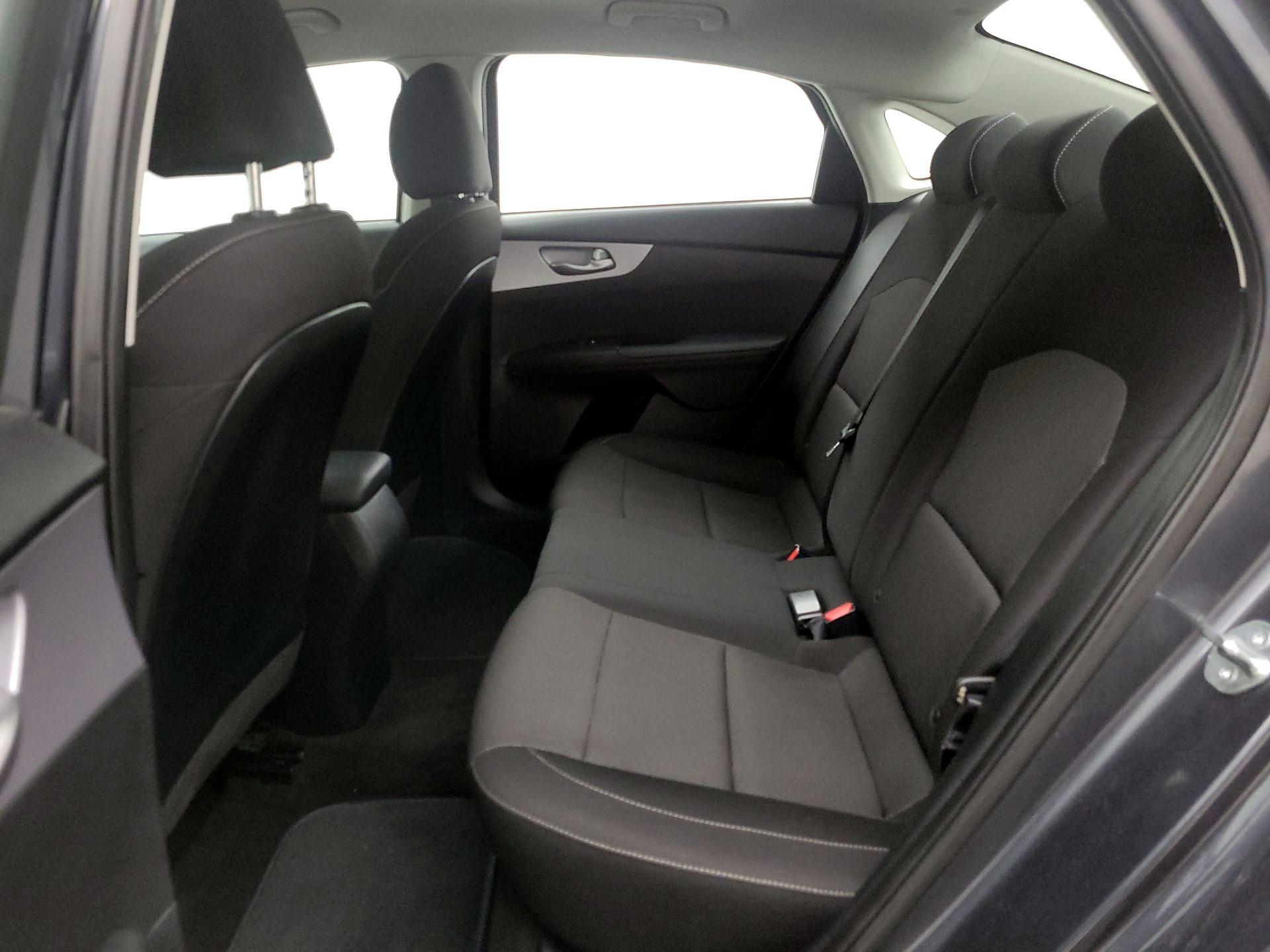 Thumbnail: 2024 Kia Forte - 19