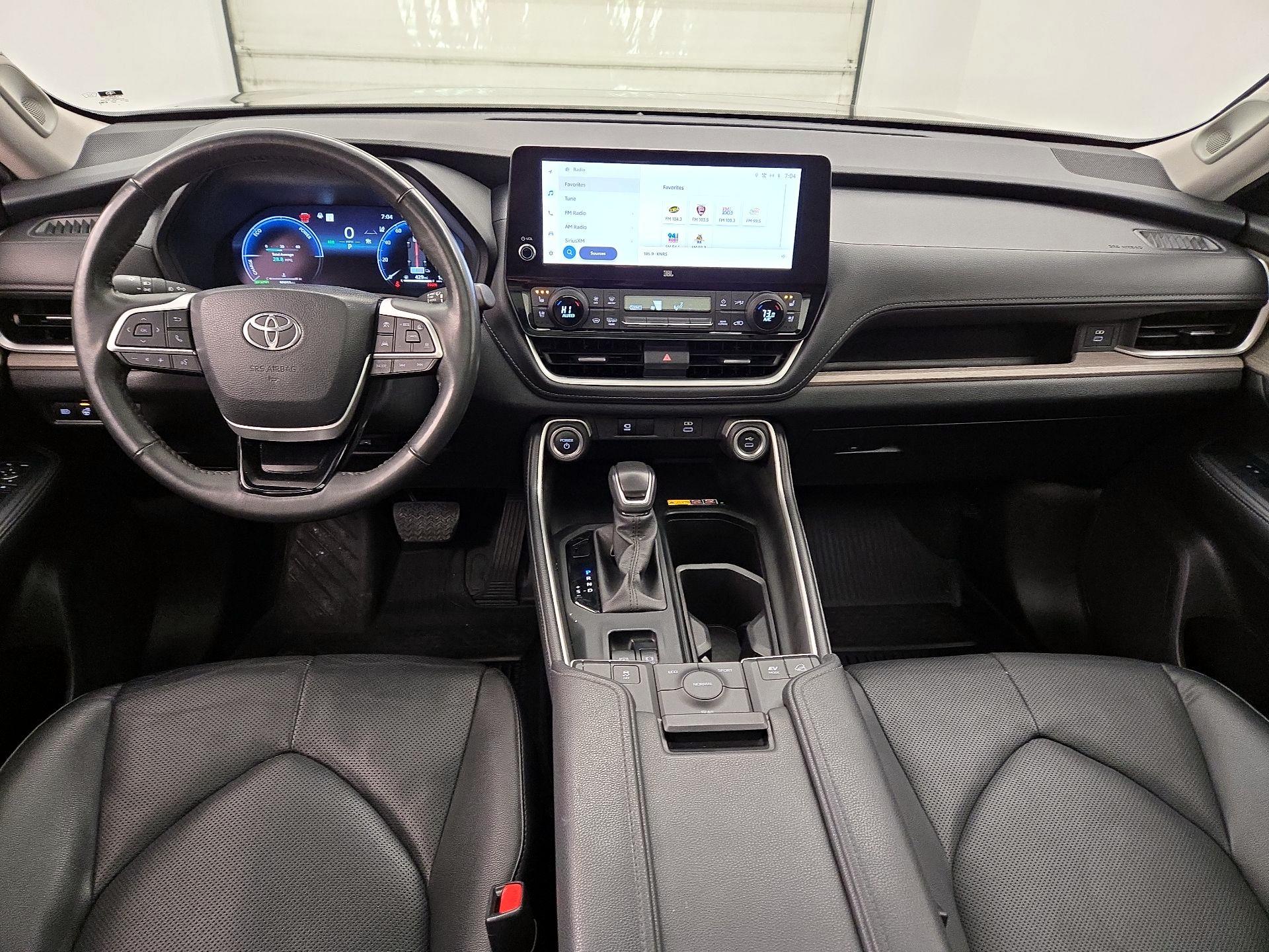 Thumbnail: 2024 Toyota Highlander - 9