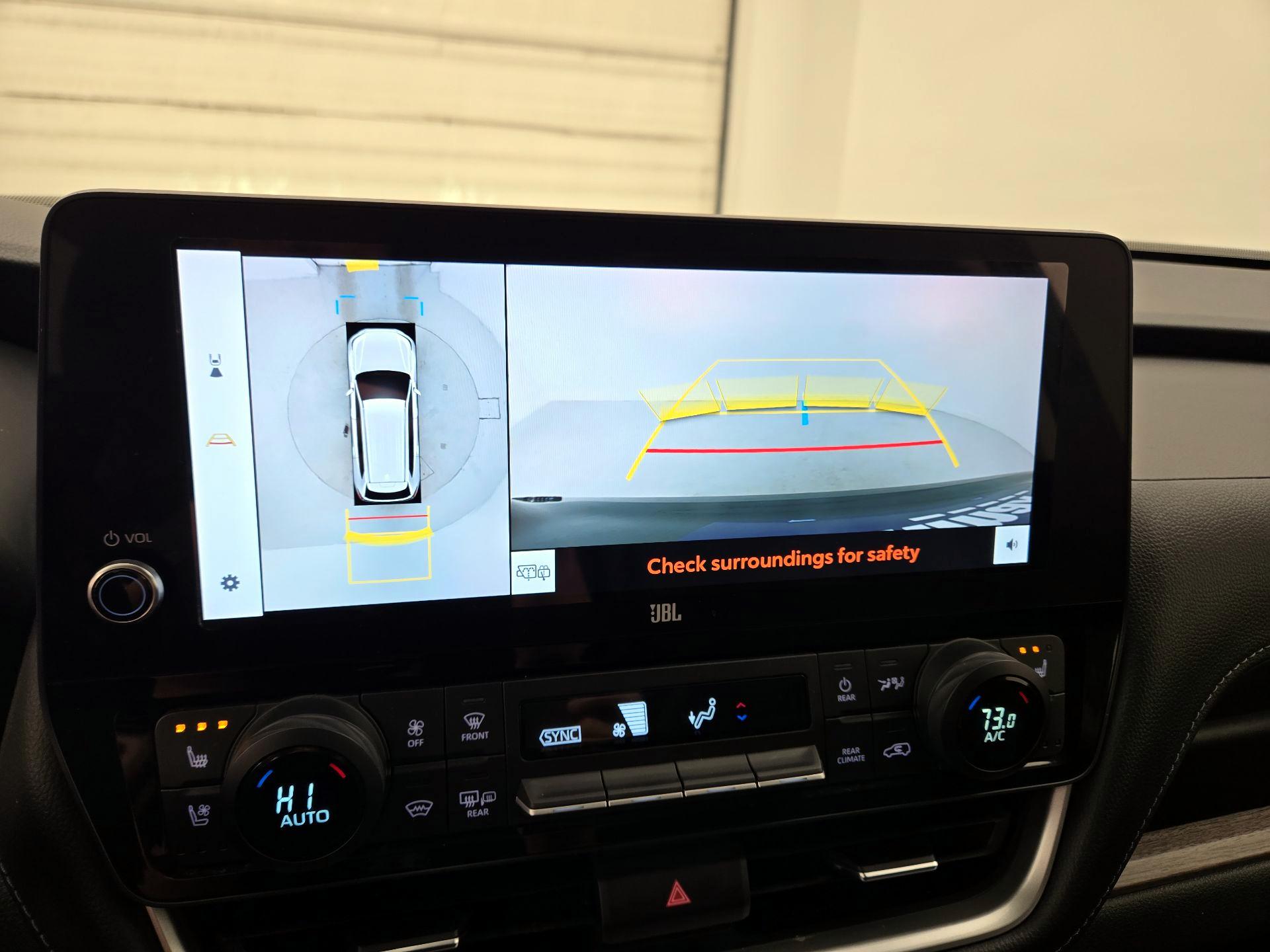 Thumbnail: 2024 Toyota Highlander - 14