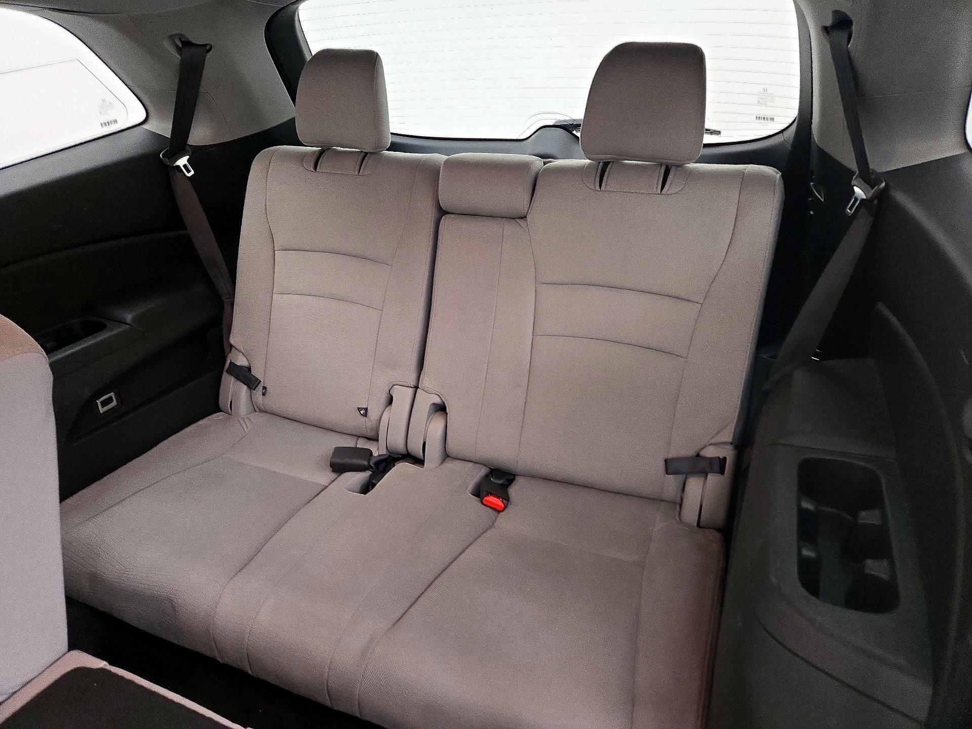 Thumbnail: 2016 Honda Pilot - 20