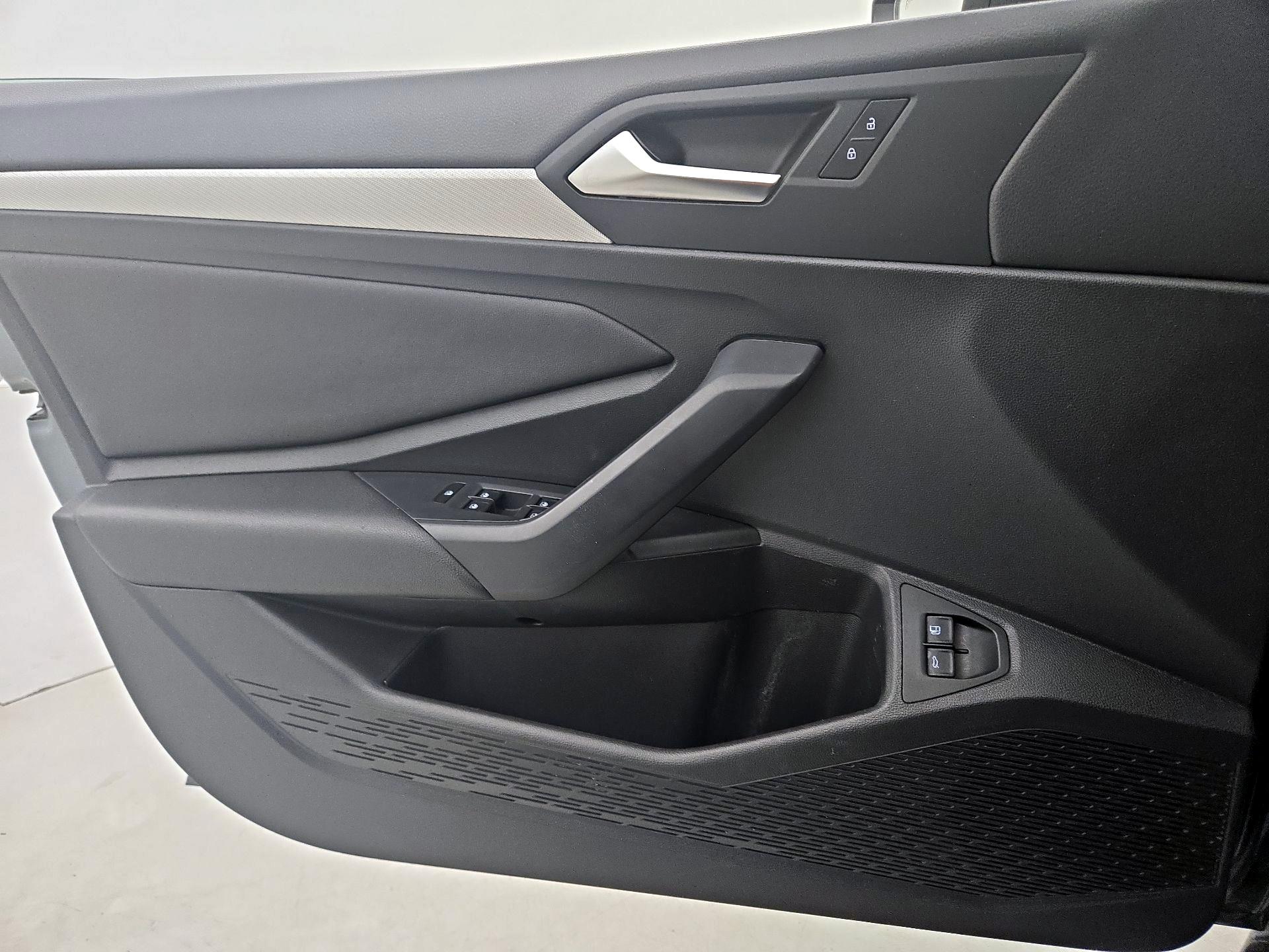 Thumbnail: 2020 Volkswagen Jetta - 12