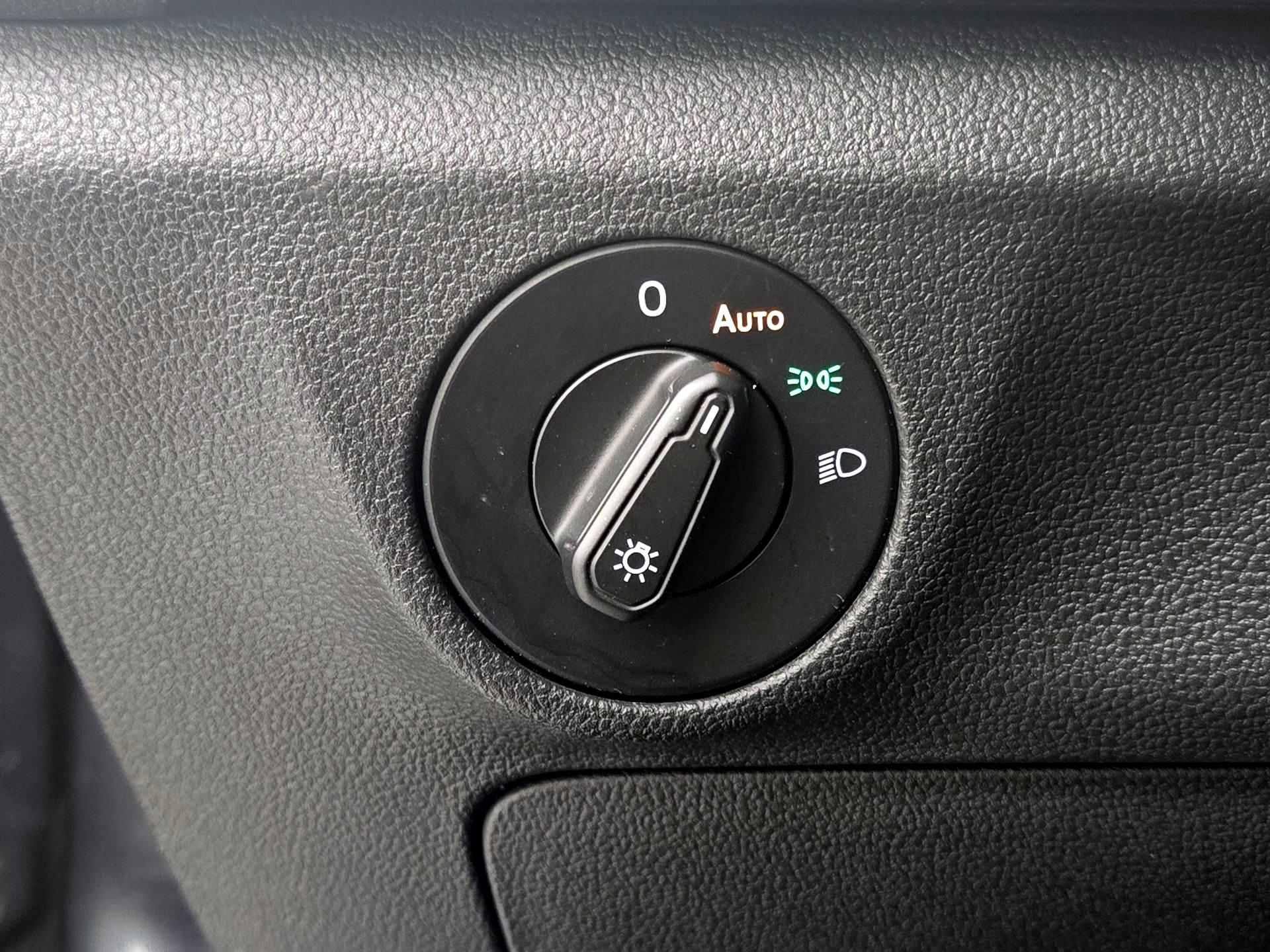 Thumbnail: 2020 Volkswagen Jetta - 13