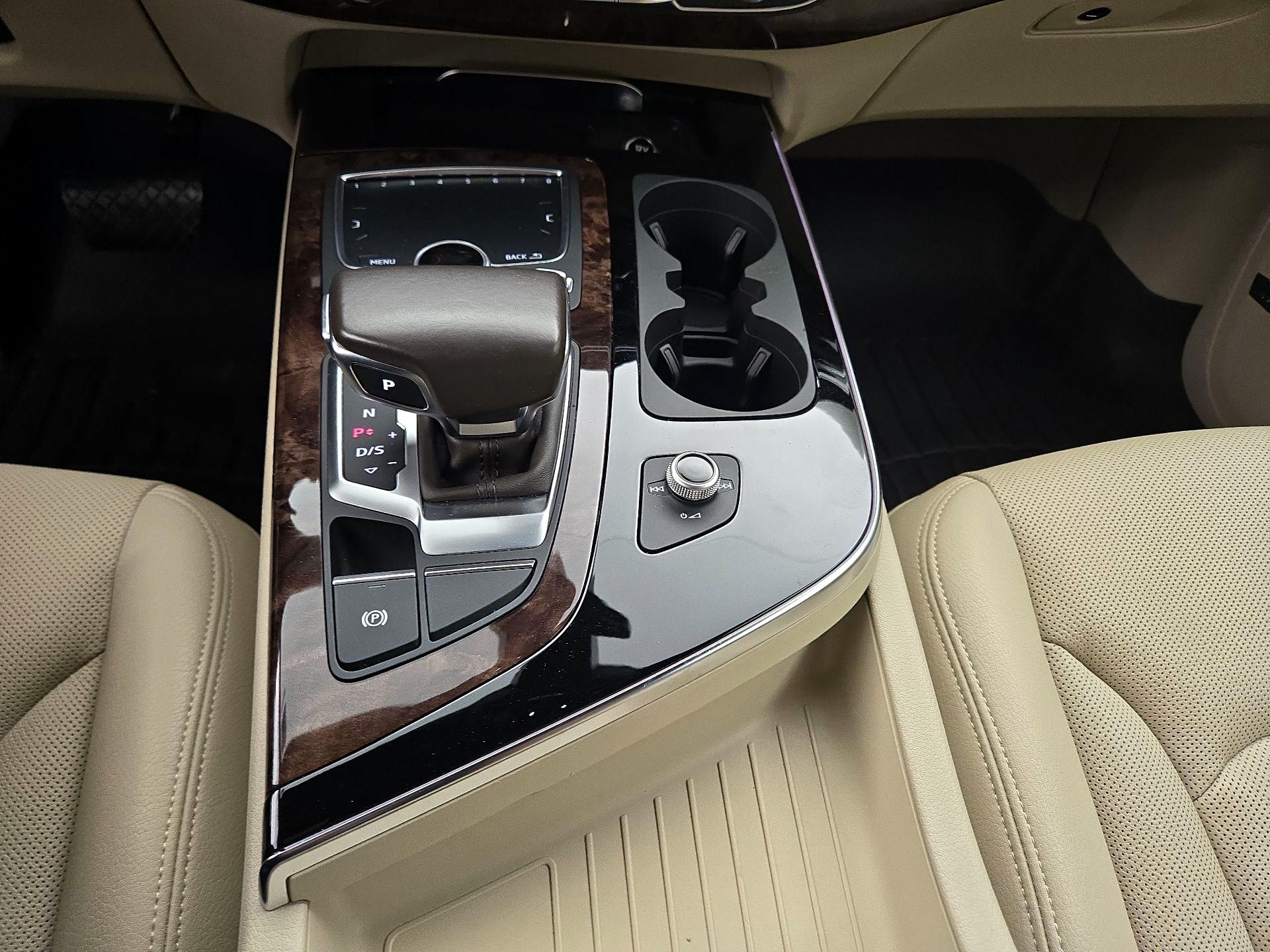 Thumbnail: 2018 Audi Q7 - 18