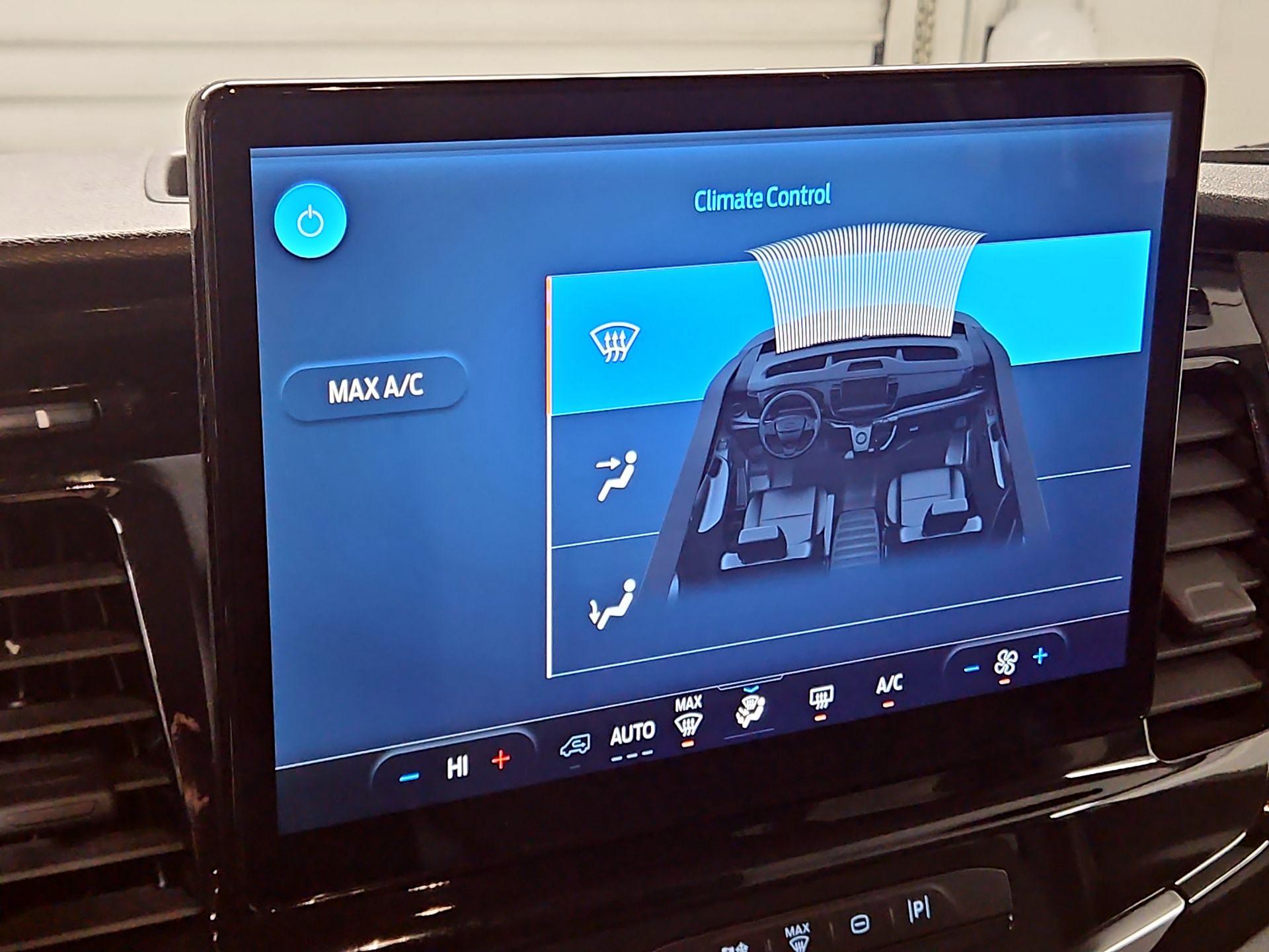 Thumbnail: 2023 Ford Transit Series - 17