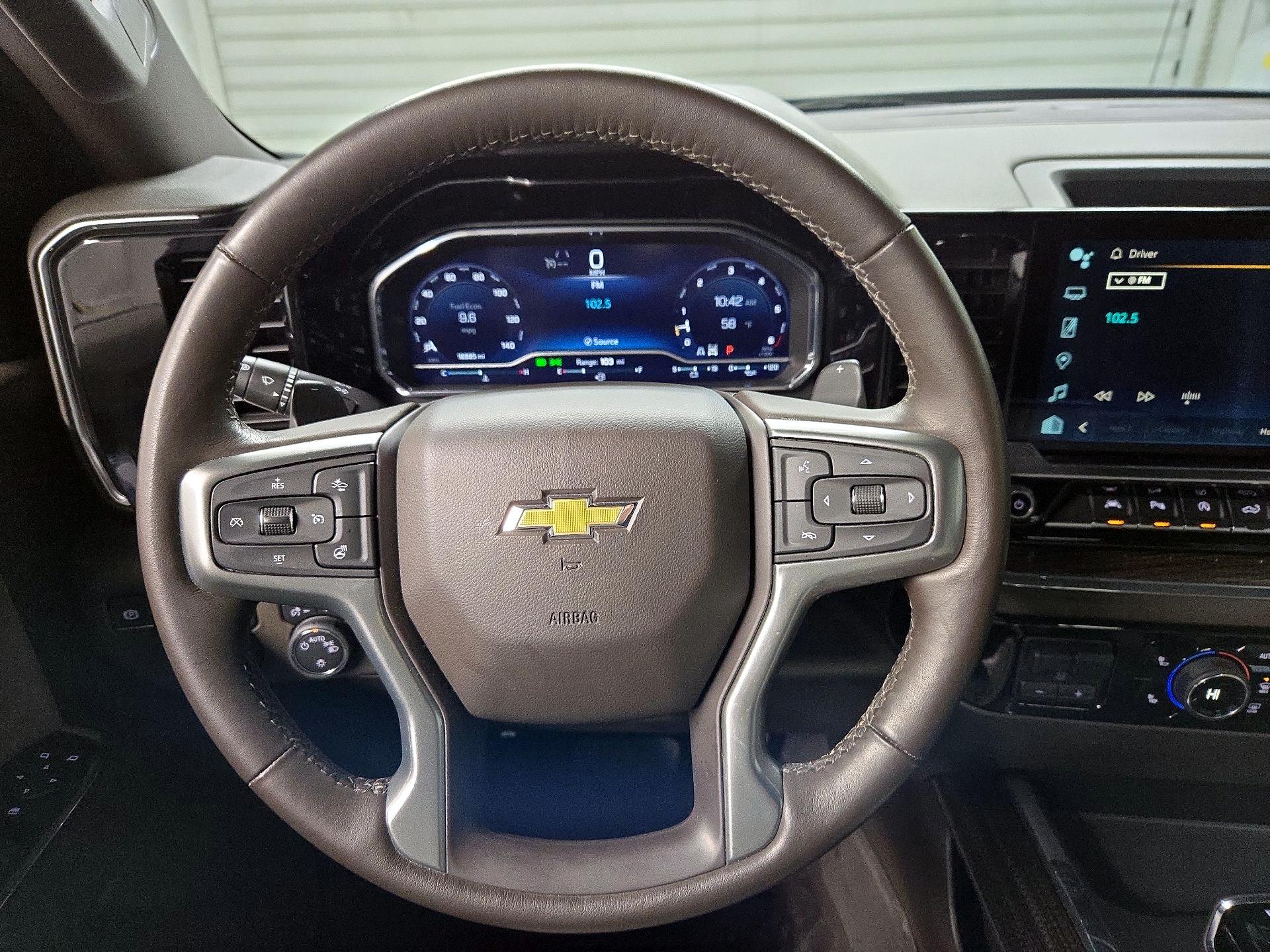 Thumbnail: 2023 Chevrolet Silverado 1500 - 10