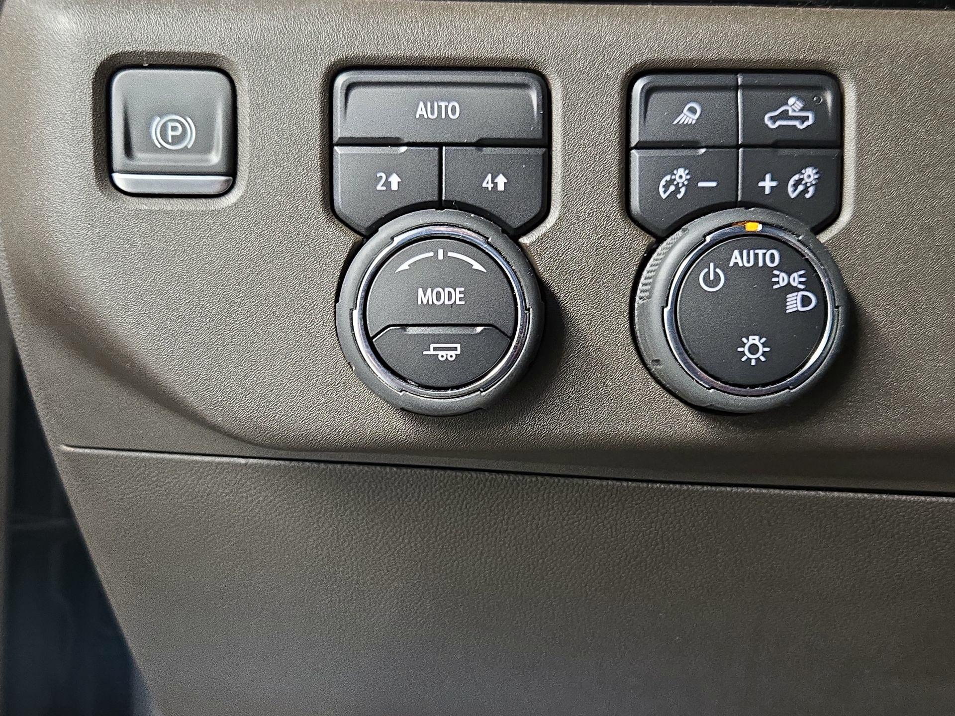 Thumbnail: 2023 Chevrolet Silverado 1500 - 13