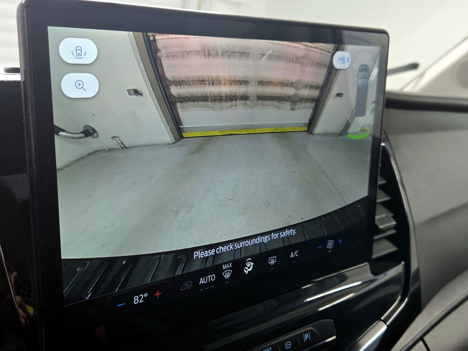 Thumbnail: 2023 Ford Transit Series - 15