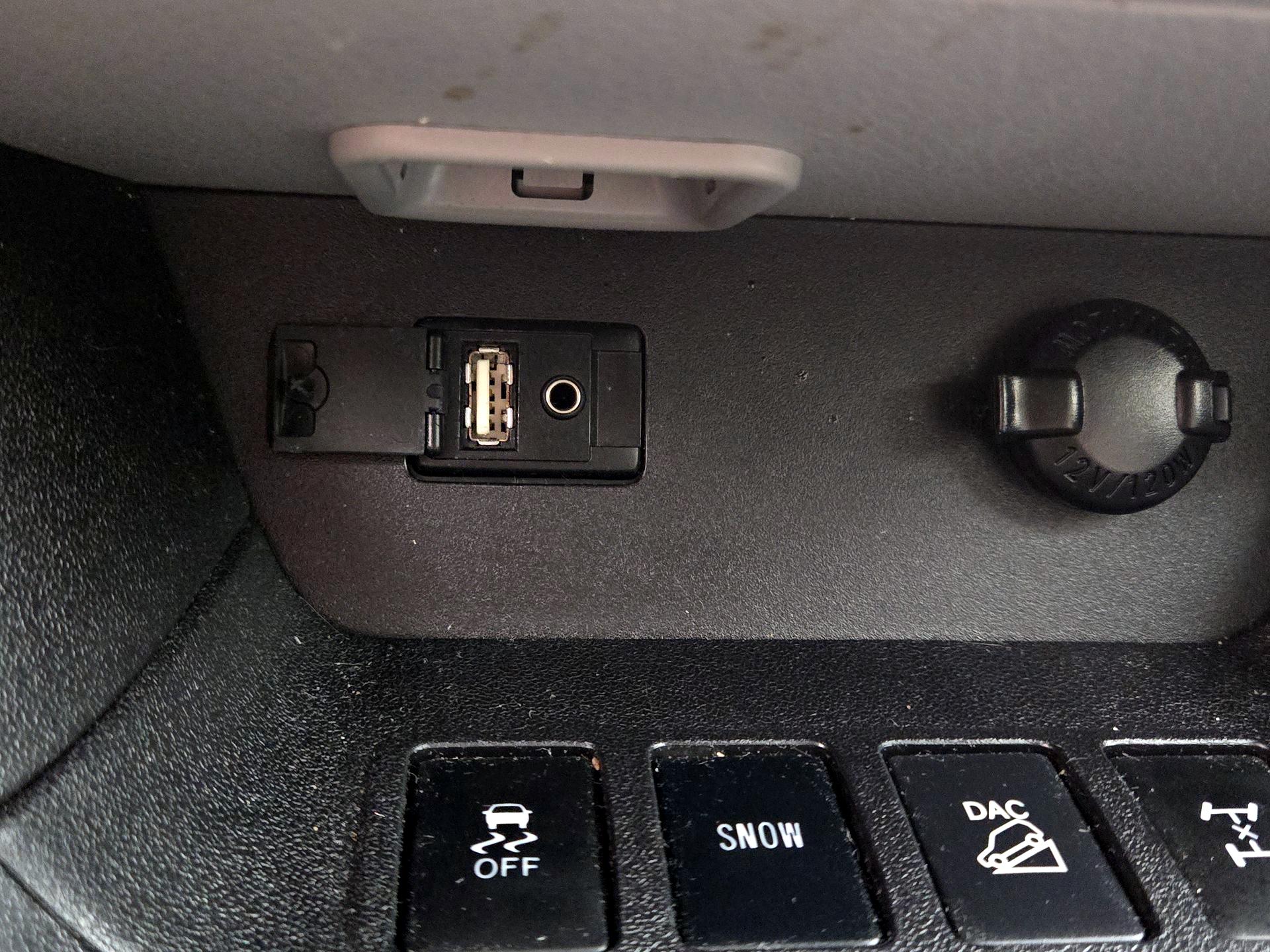 Thumbnail: 2016 Toyota Highlander - 19