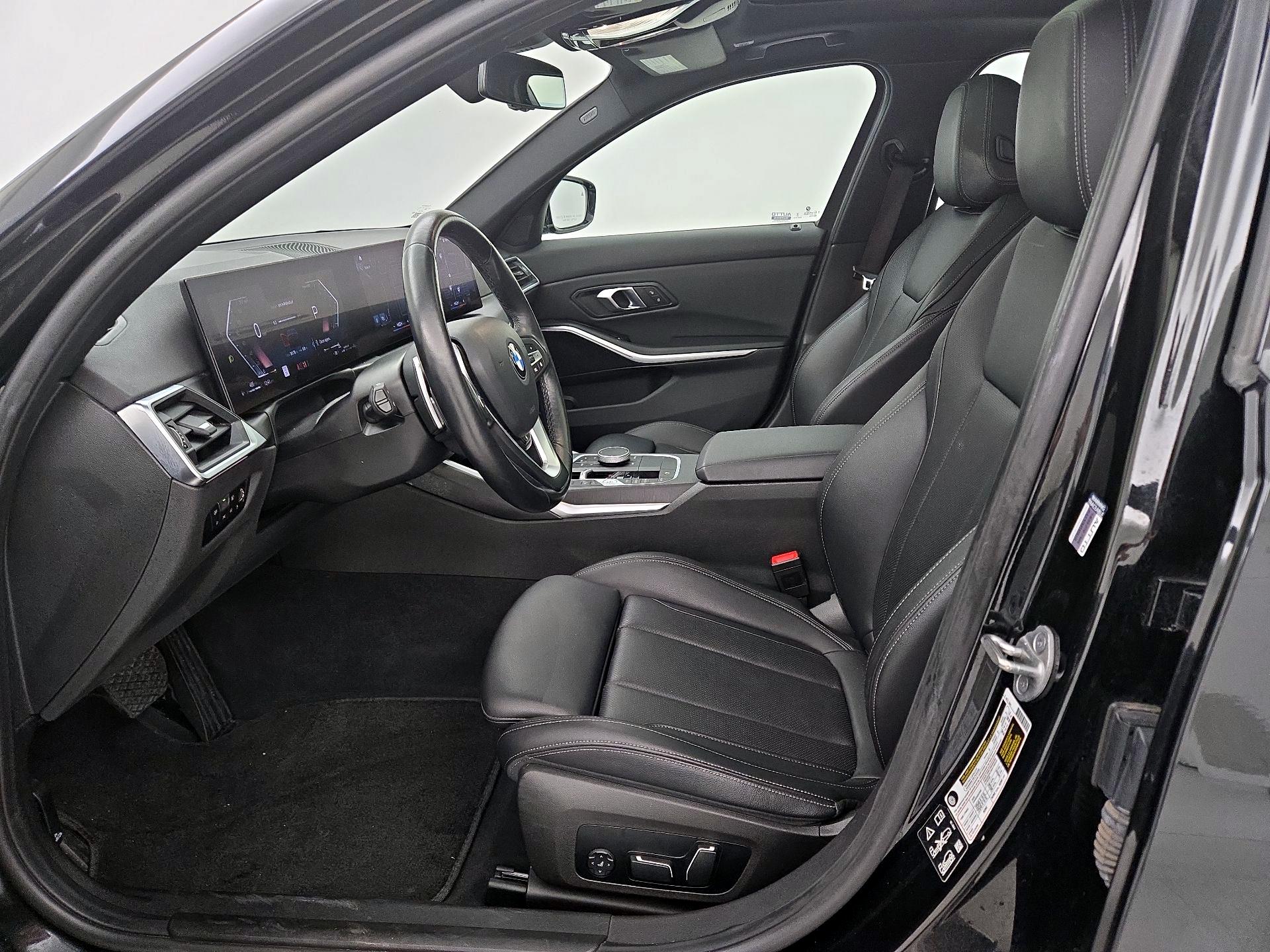 Thumbnail: 2024 BMW 3 Series - 11