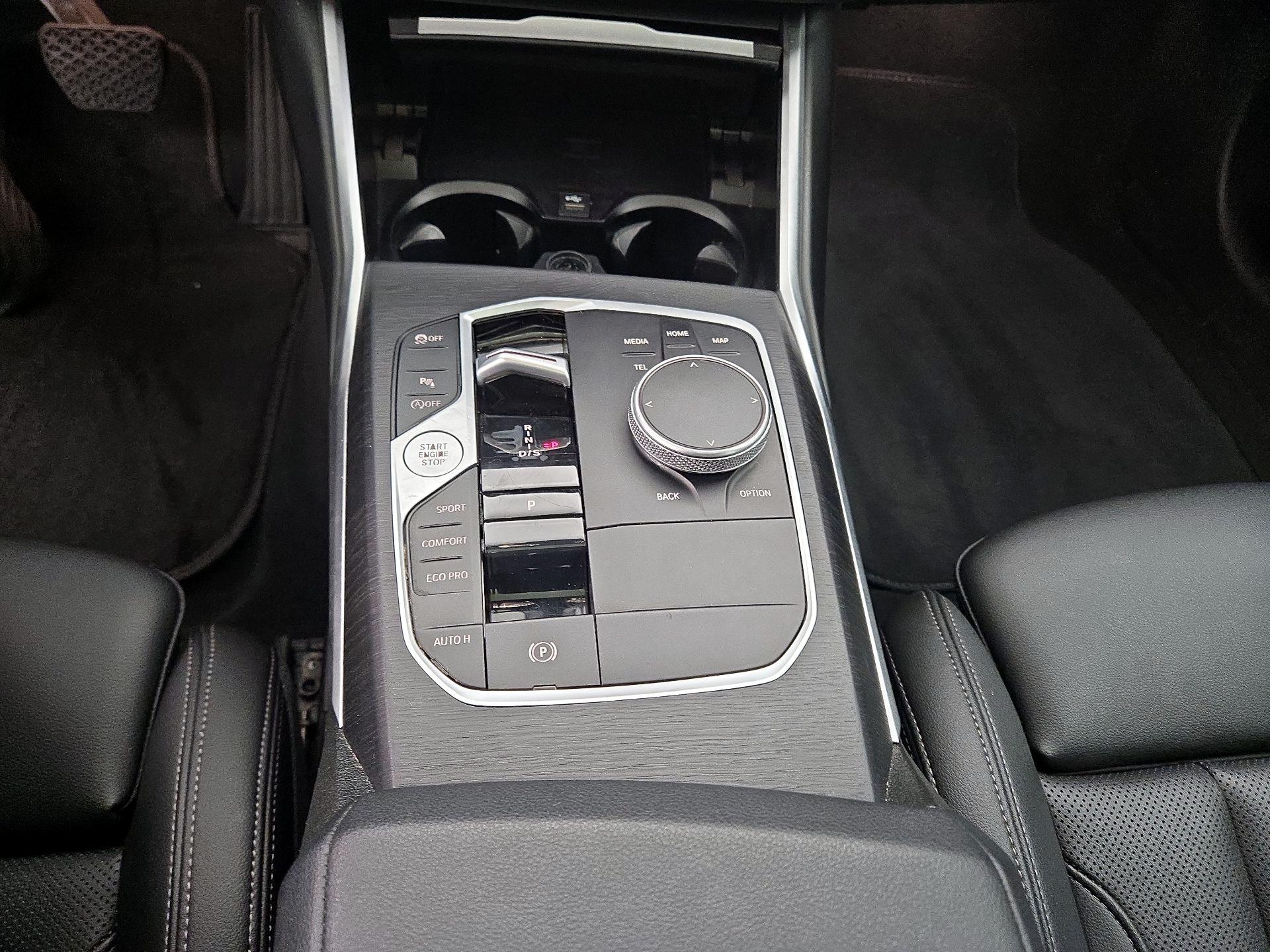 Thumbnail: 2024 BMW 3 Series - 18