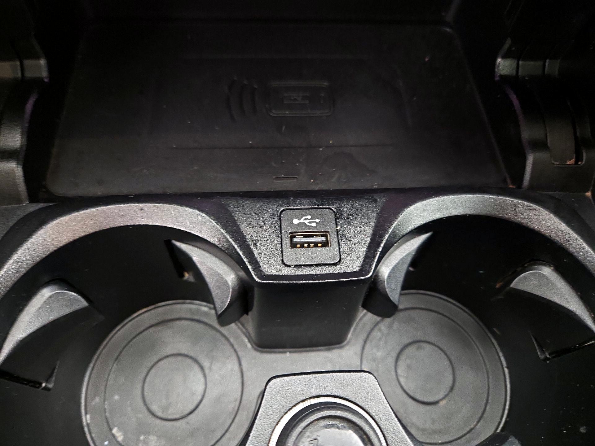 Thumbnail: 2024 BMW 3 Series - 19