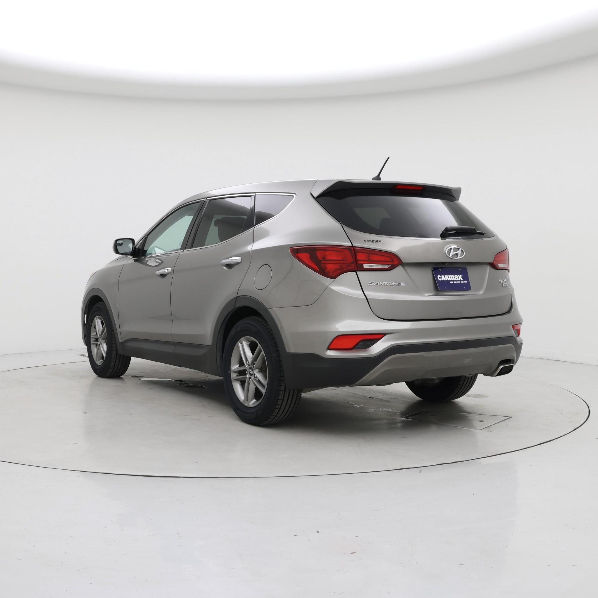 Thumbnail: 2018 Hyundai Santa Fe - 2