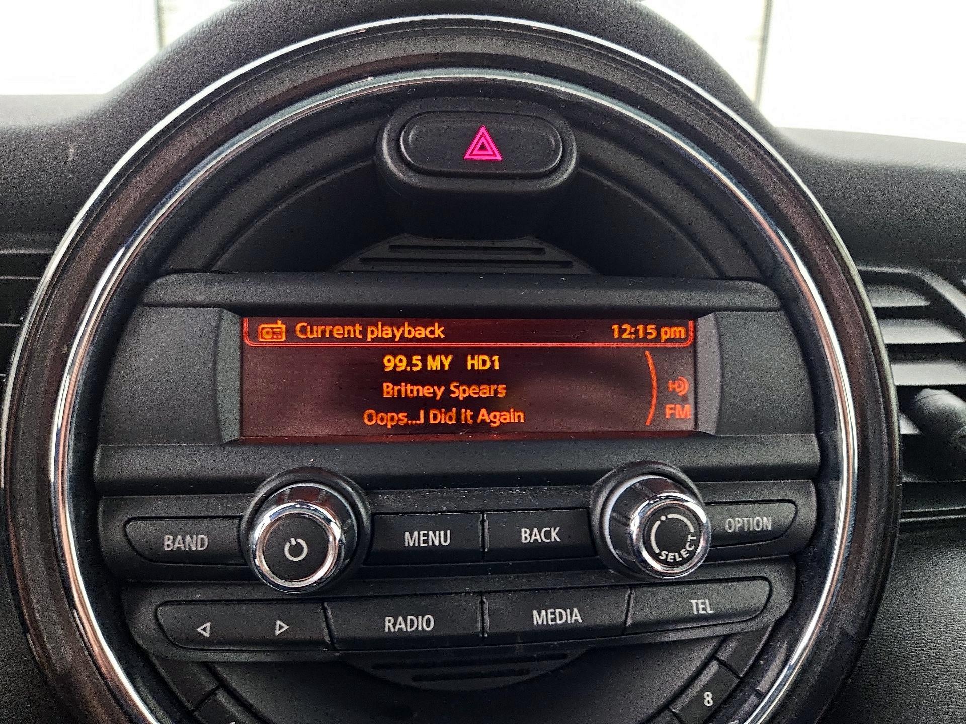 Thumbnail: 2015 MINI Cooper Hardtop - 14