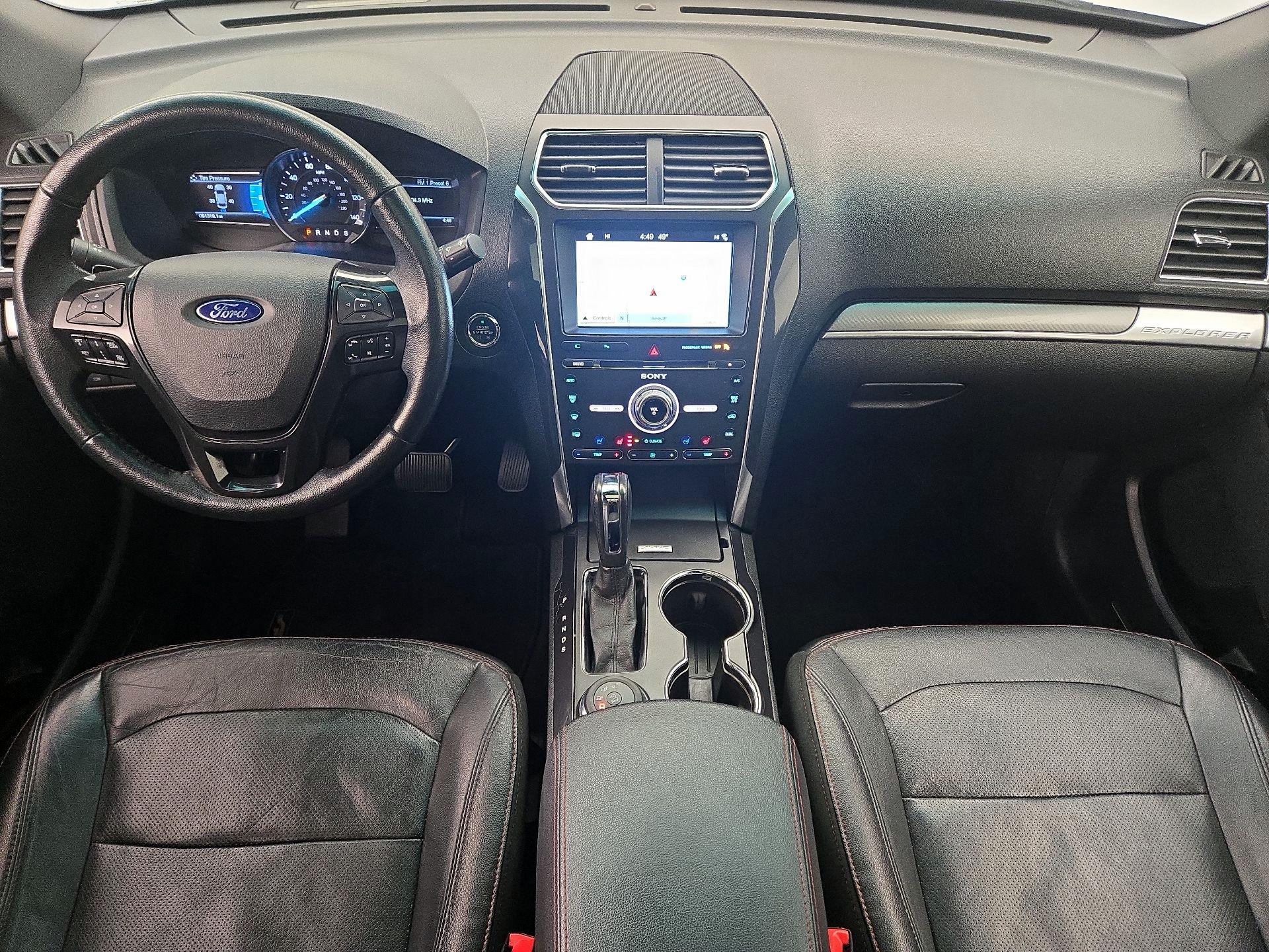 Thumbnail: 2017 Ford Explorer - 9