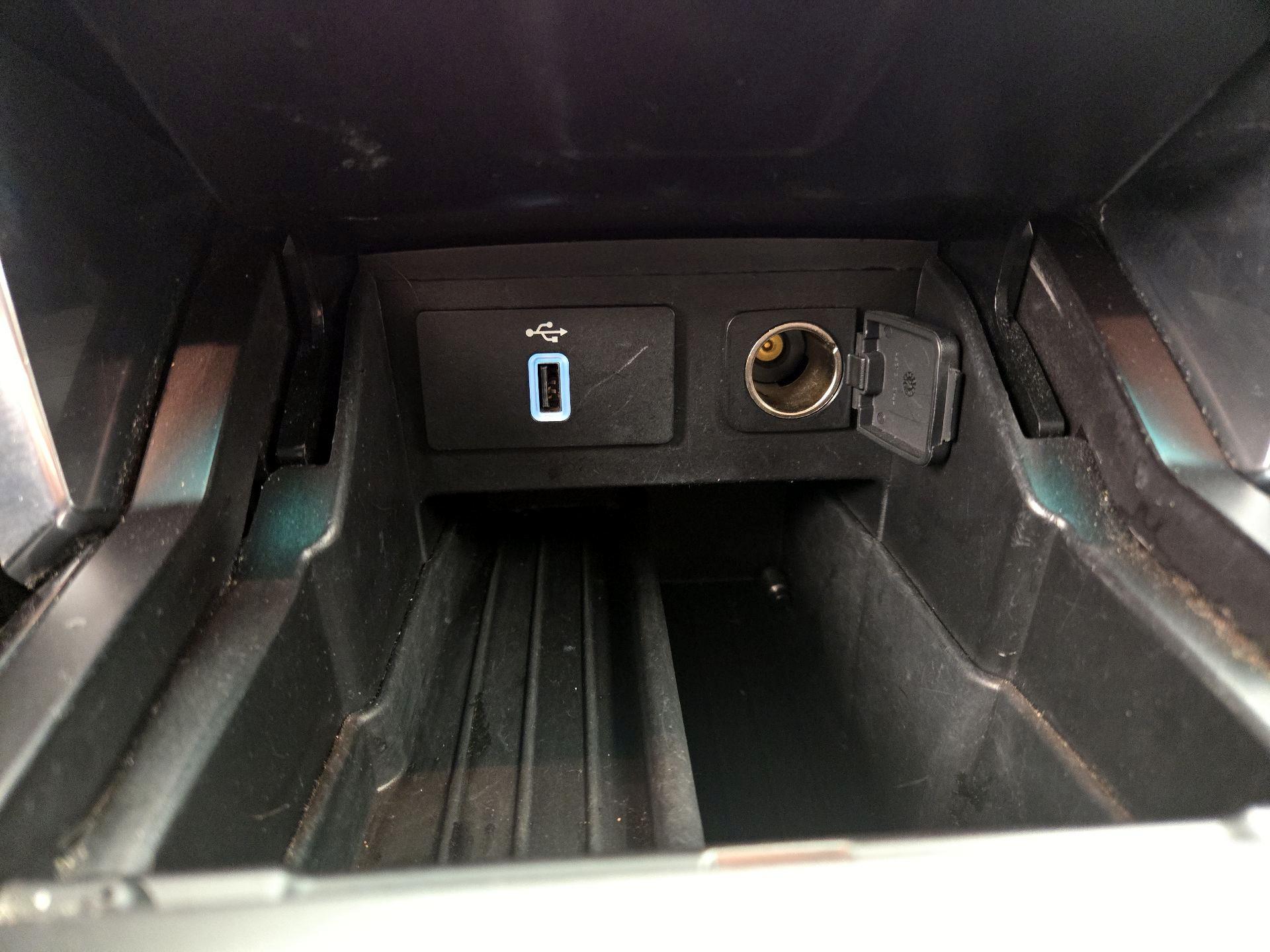 Thumbnail: 2017 Ford Explorer - 19