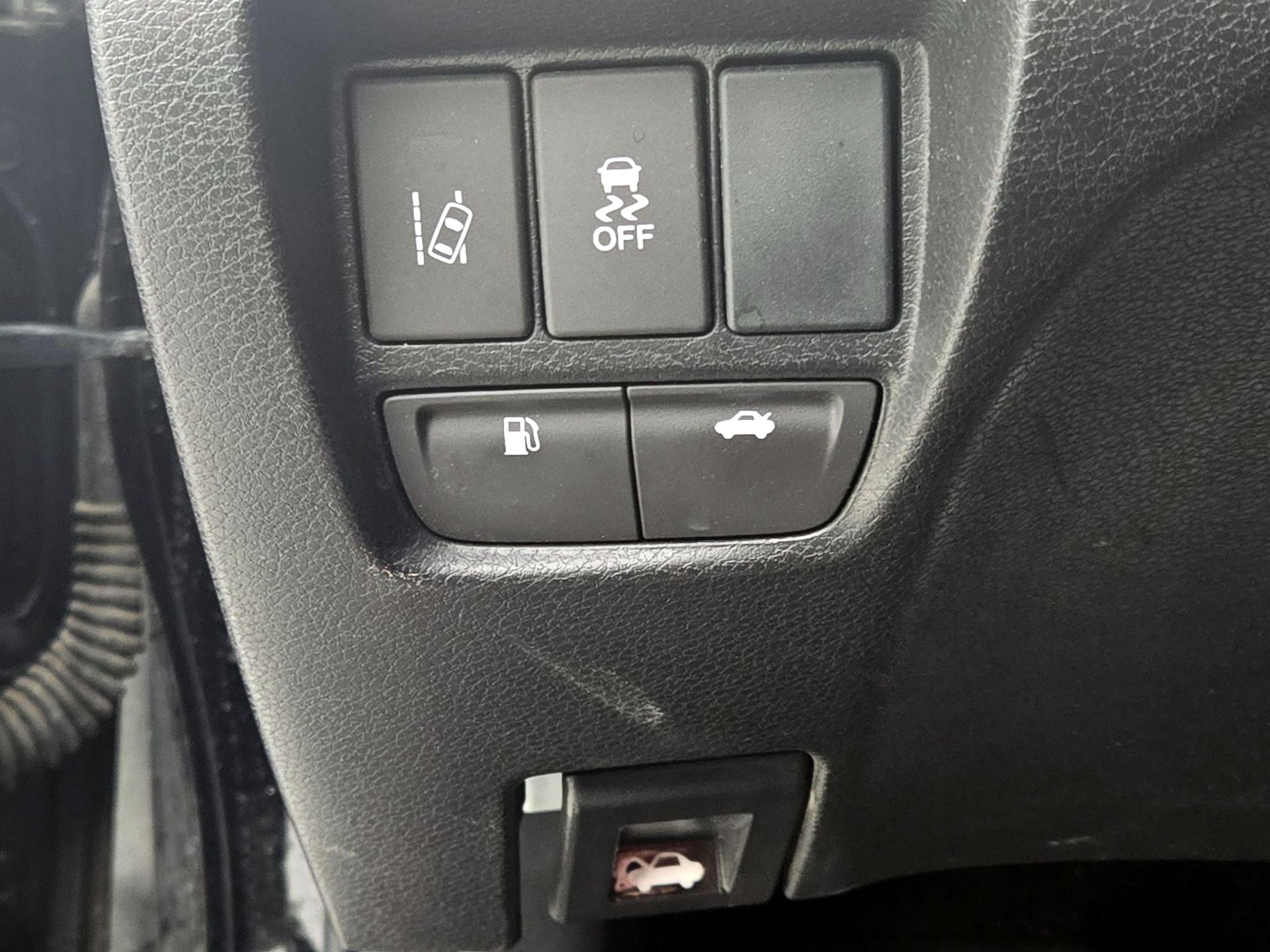 Thumbnail: 2015 Acura TLX - 13