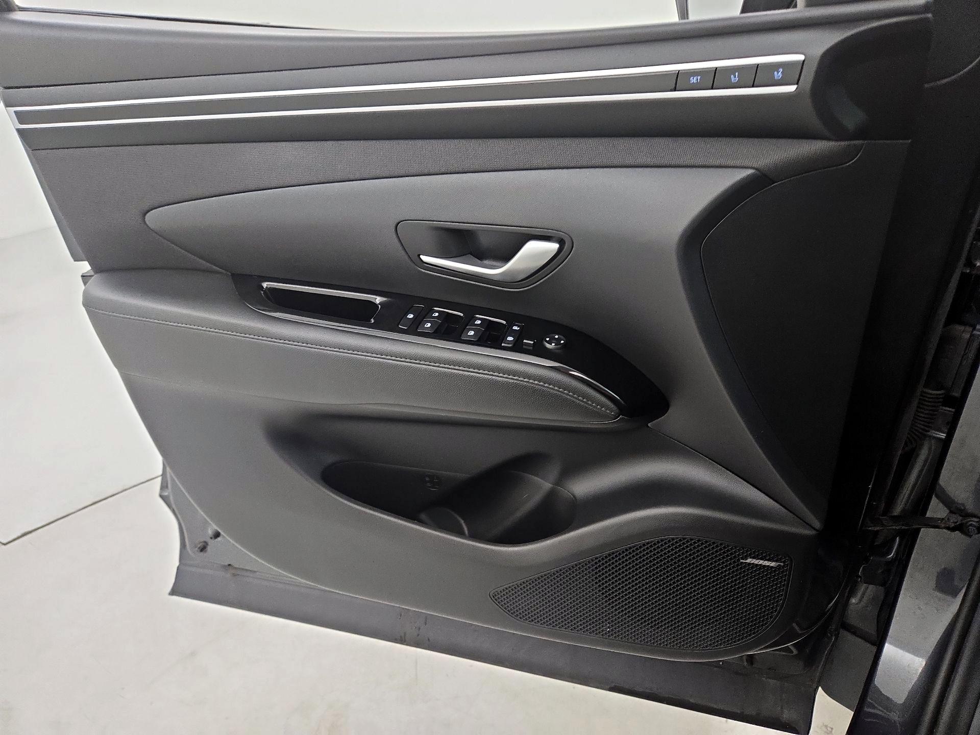 Thumbnail: 2022 Hyundai Tucson - 12