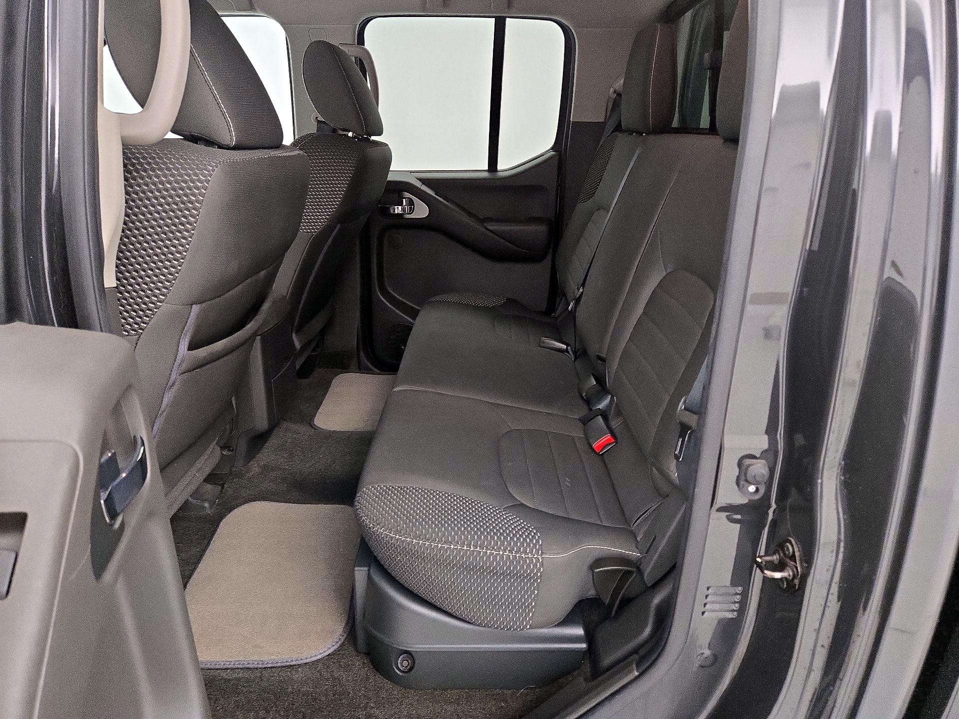 Thumbnail: 2015 Nissan Frontier - 19