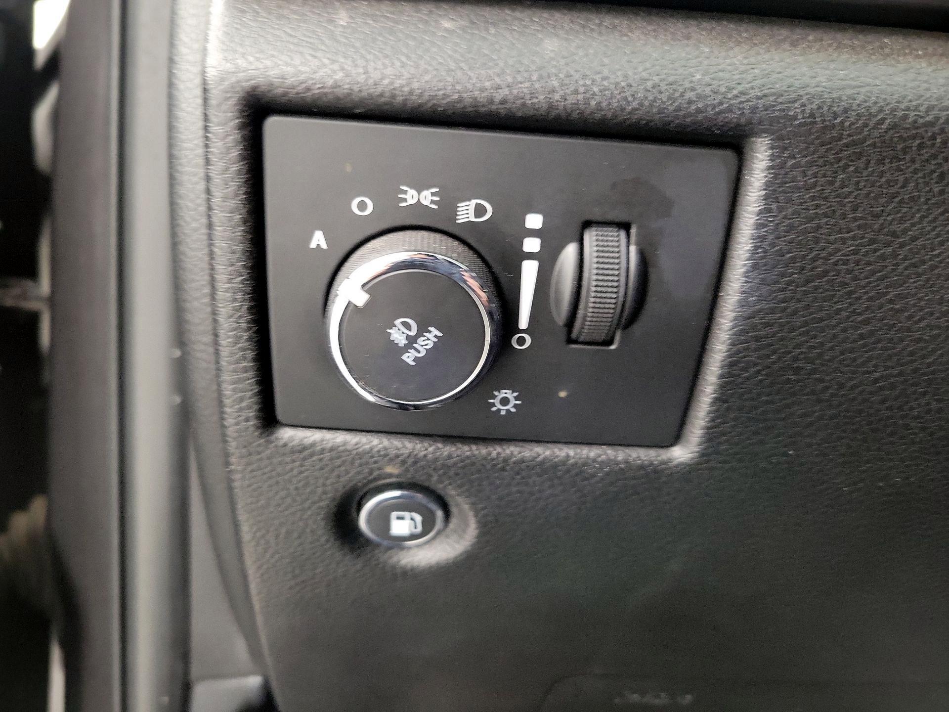 Thumbnail: 2021 Jeep Grand Cherokee - 13