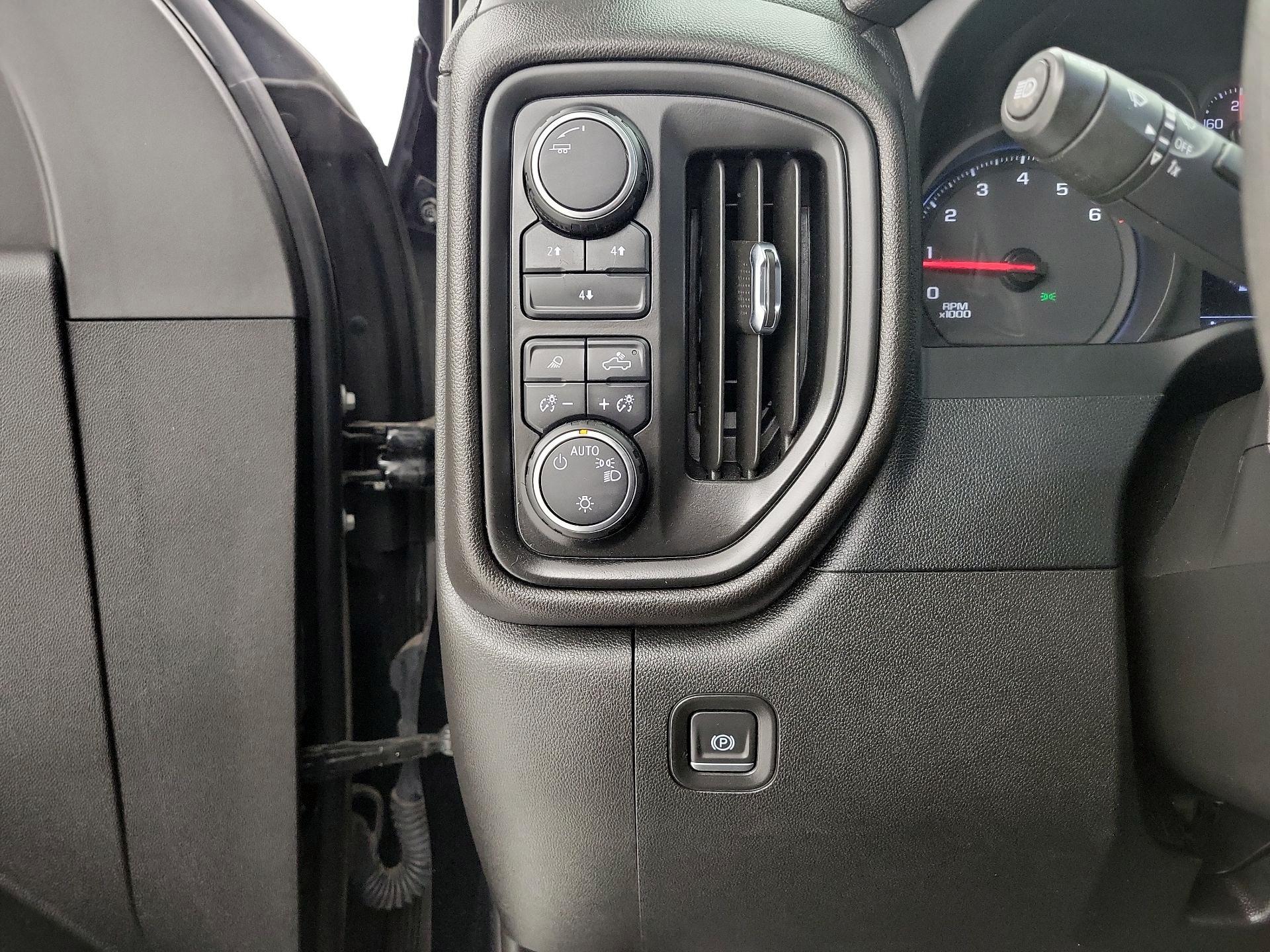 Thumbnail: 2024 Chevrolet Silverado 2500 - 13