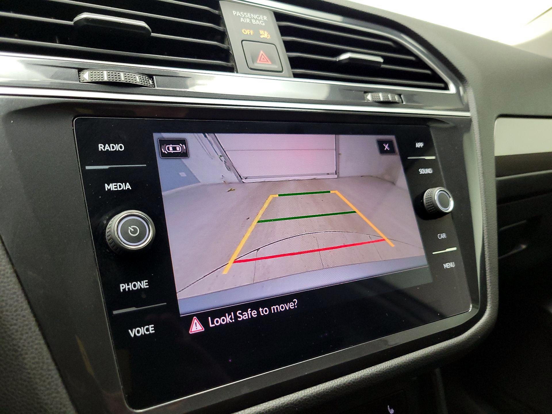 Thumbnail: 2024 Volkswagen Tiguan - 14