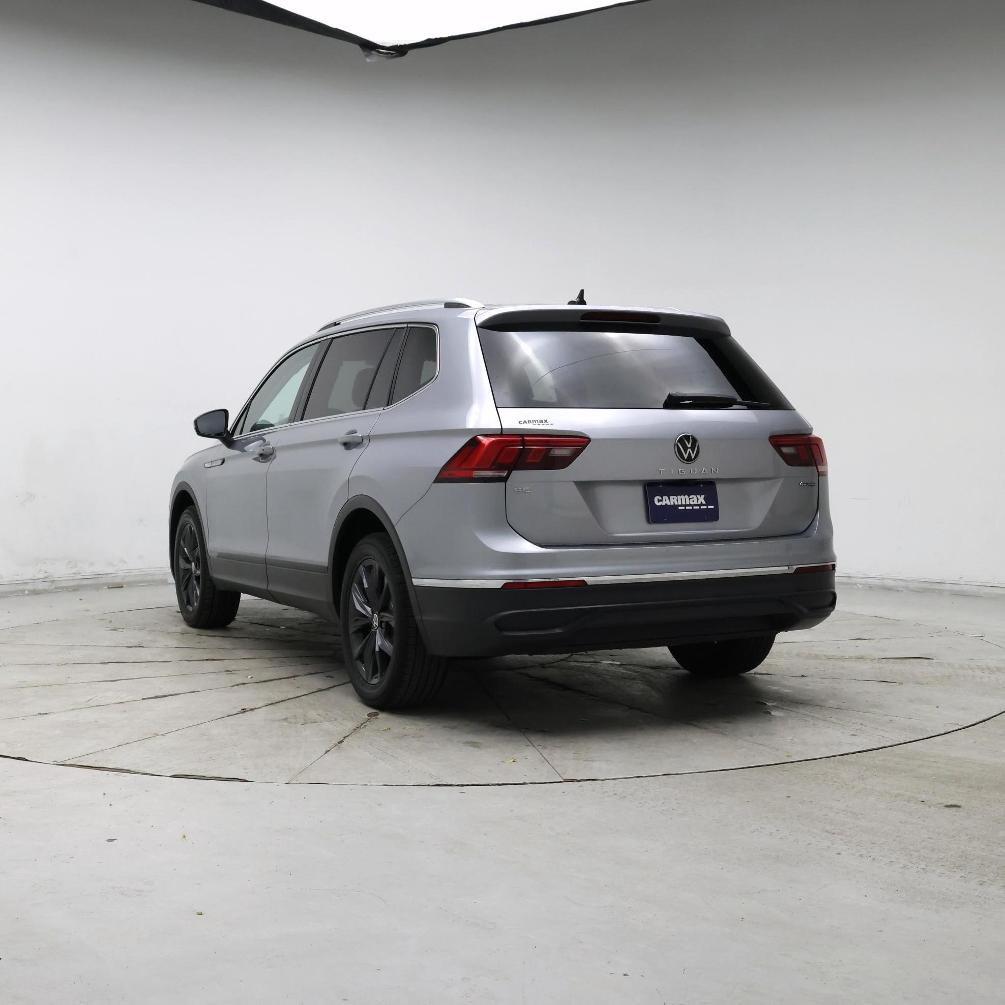 Thumbnail: 2024 Volkswagen Tiguan - 2