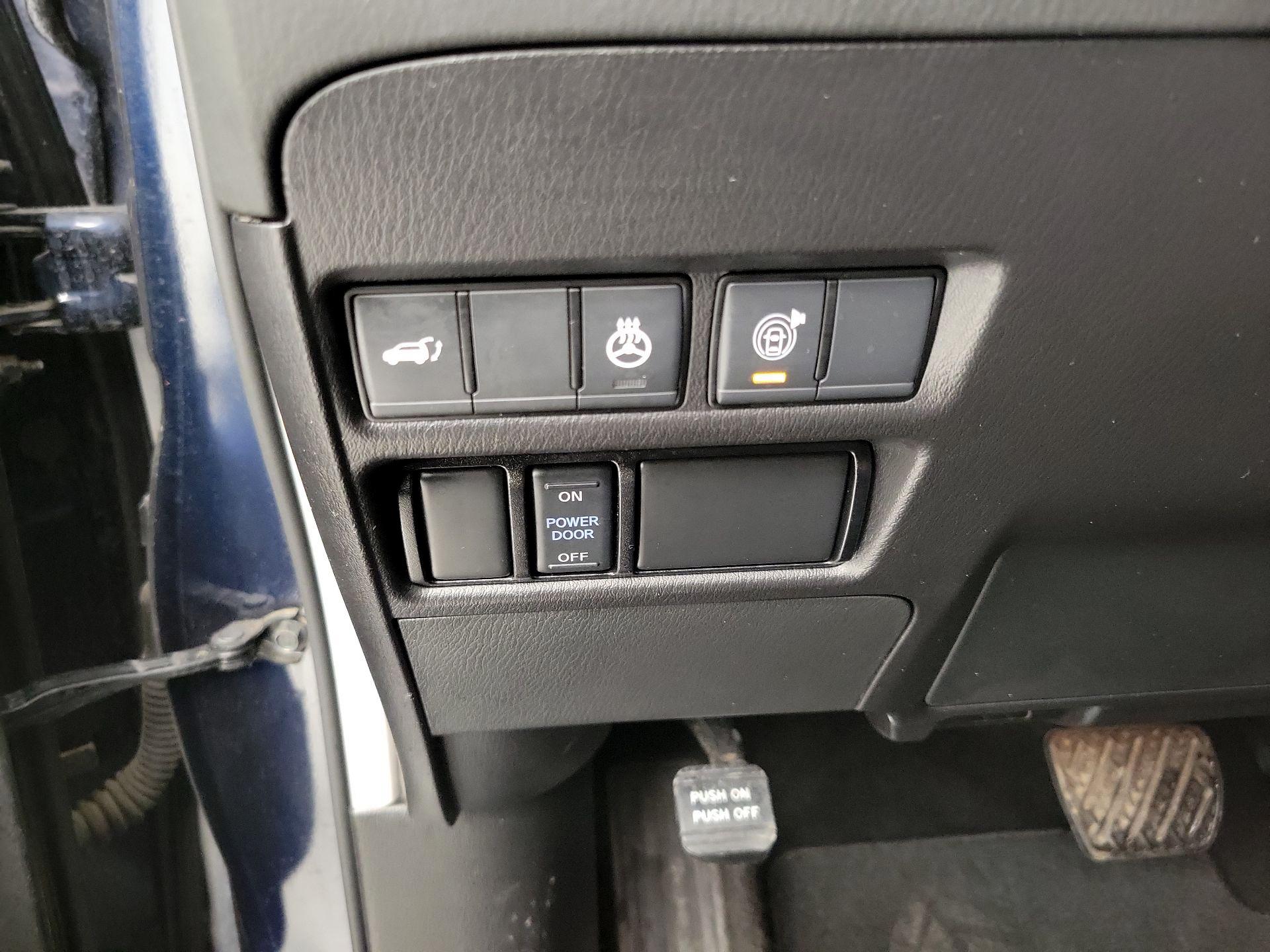 Thumbnail: 2024 INFINITI QX80 - 13