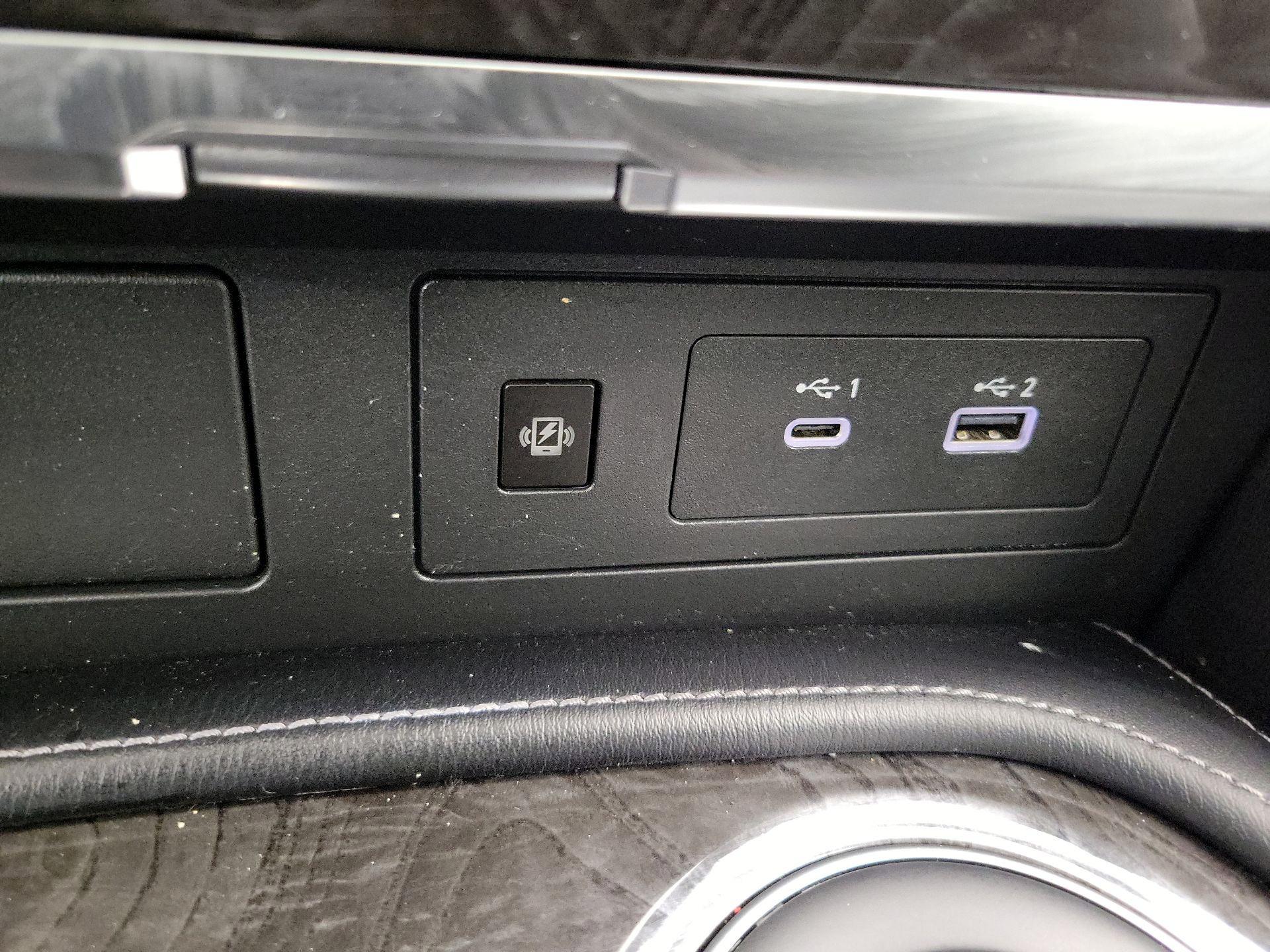 Thumbnail: 2024 INFINITI QX80 - 19